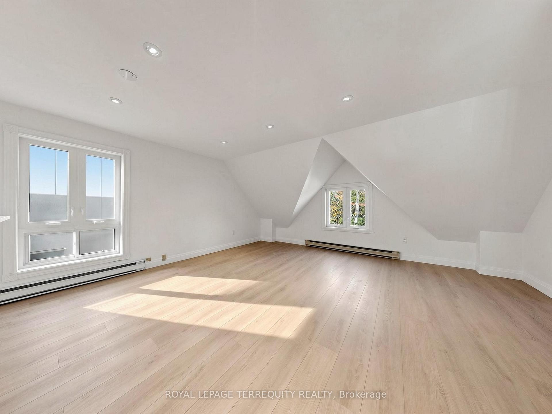 Photo 15 of Unit 1, 41 Summerhill Avenue, Toronto, Rosedale-Moore Park — HOMEH