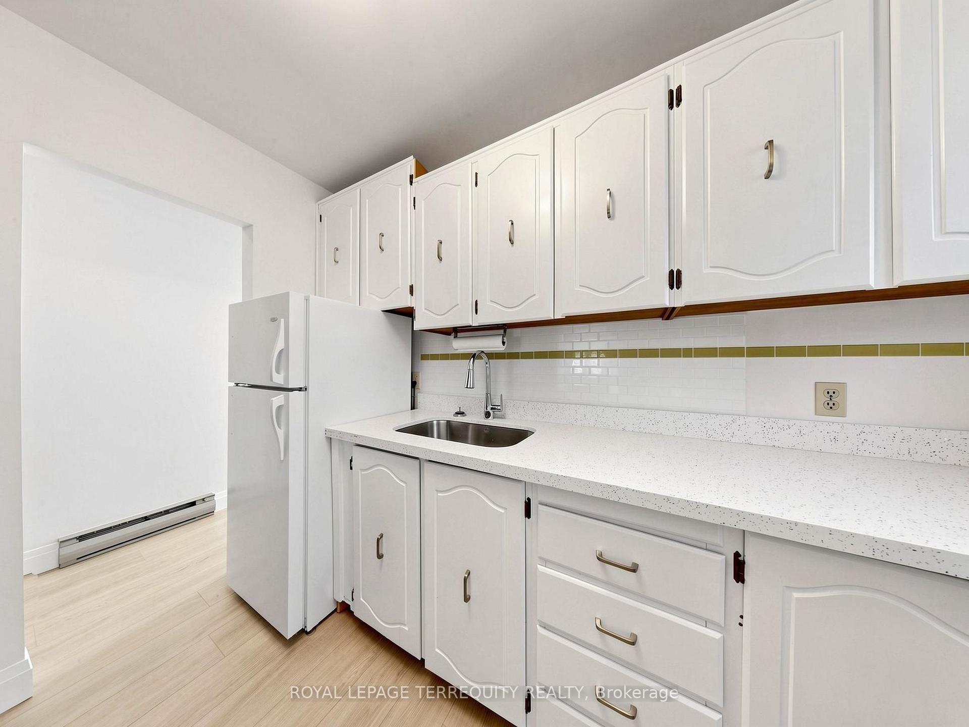 Photo 27 of Unit 1, 41 Summerhill Avenue, Toronto, Rosedale-Moore Park — HOMEH
