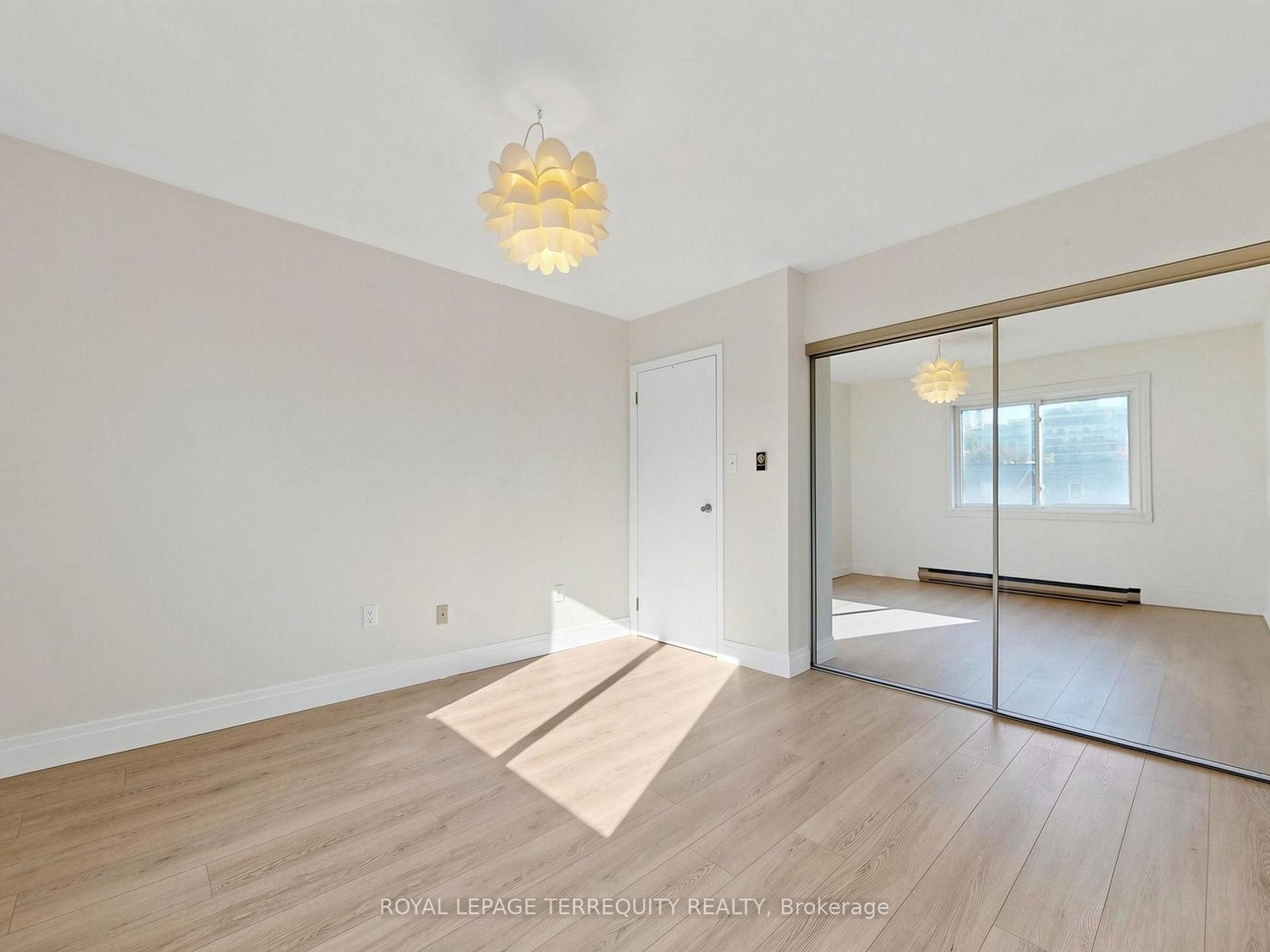 Photo 37 of Unit 1, 41 Summerhill Avenue, Toronto, Rosedale-Moore Park — HOMEH
