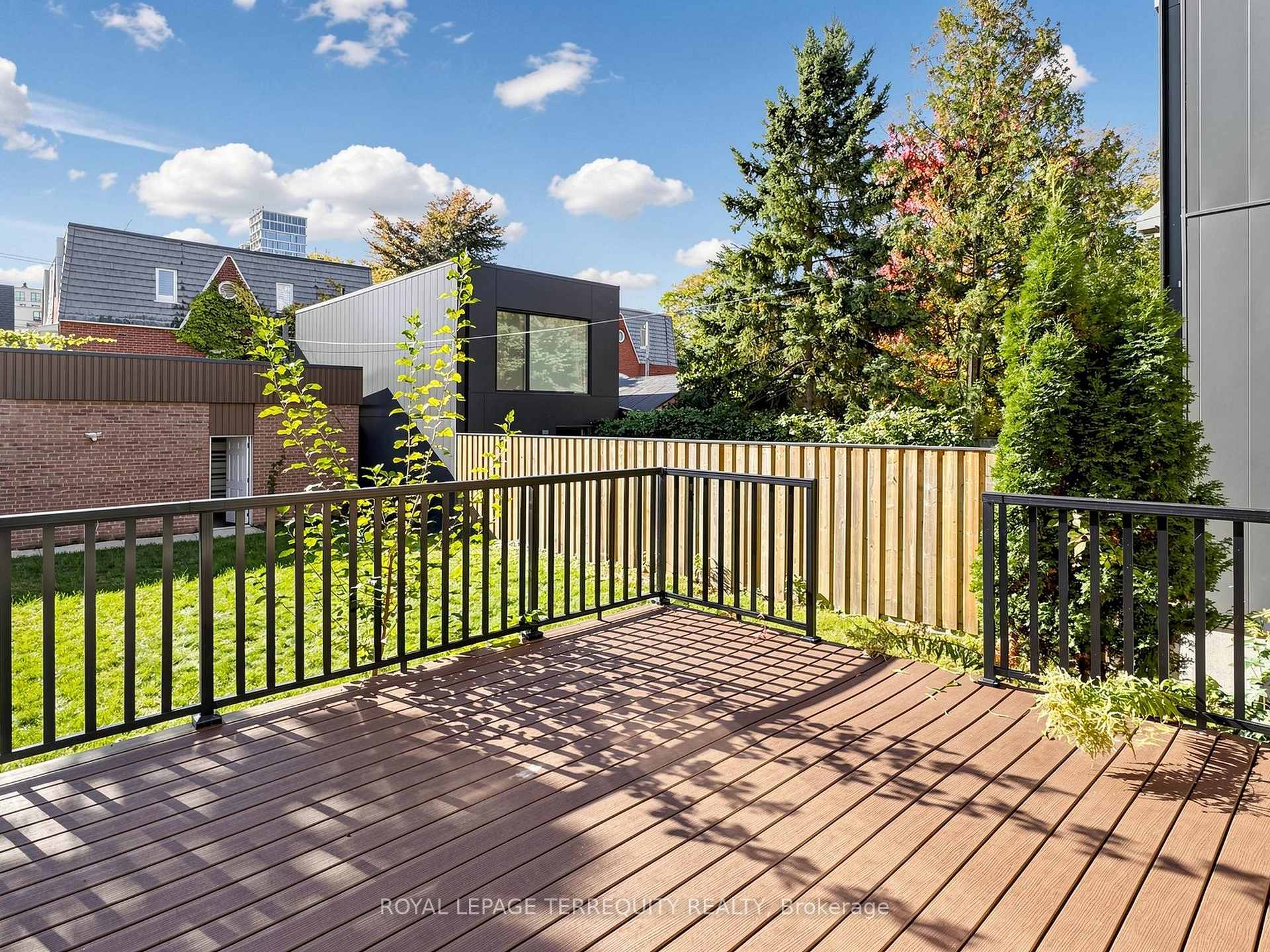Photo 61 of Unit 1, 41 Summerhill Avenue, Toronto, Rosedale-Moore Park — HOMEH
