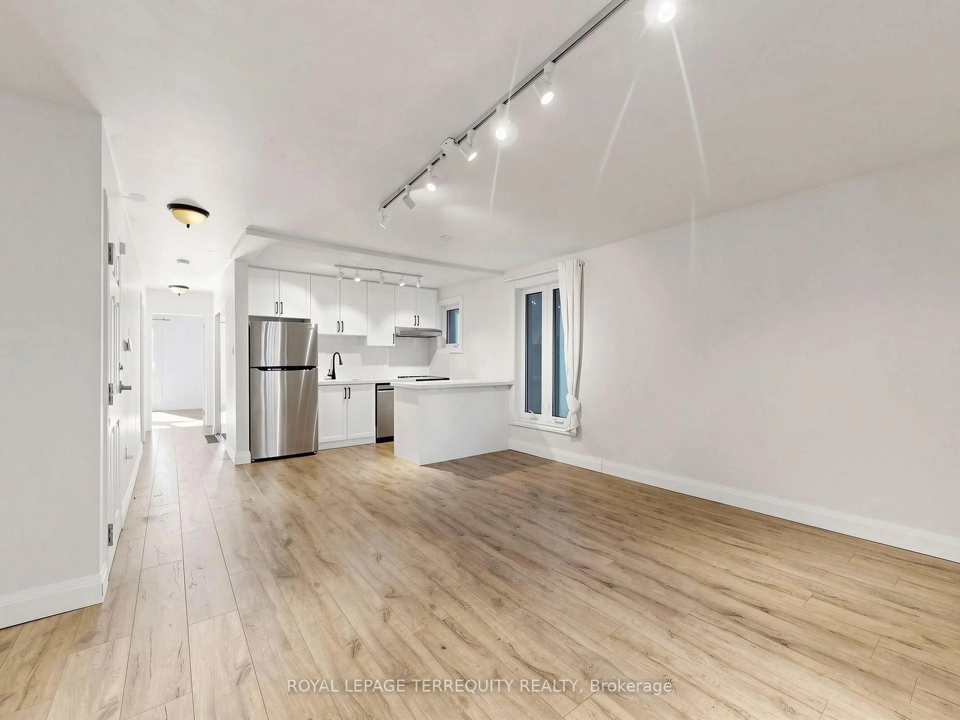 Photo 28 of Unit 1, 41 Summerhill Avenue, Toronto, Rosedale-Moore Park — HOMEH