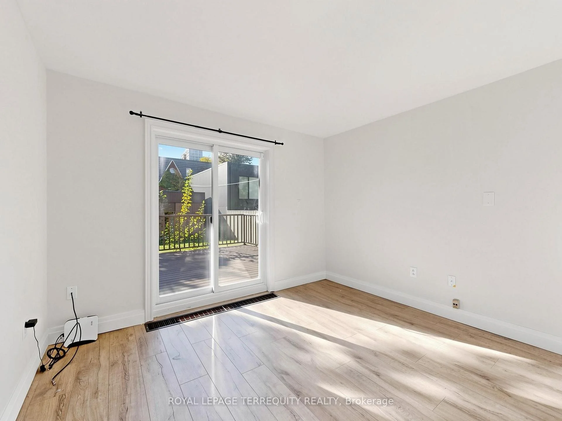 Photo 40 of Unit 1, 41 Summerhill Avenue, Toronto, Rosedale-Moore Park — HOMEH