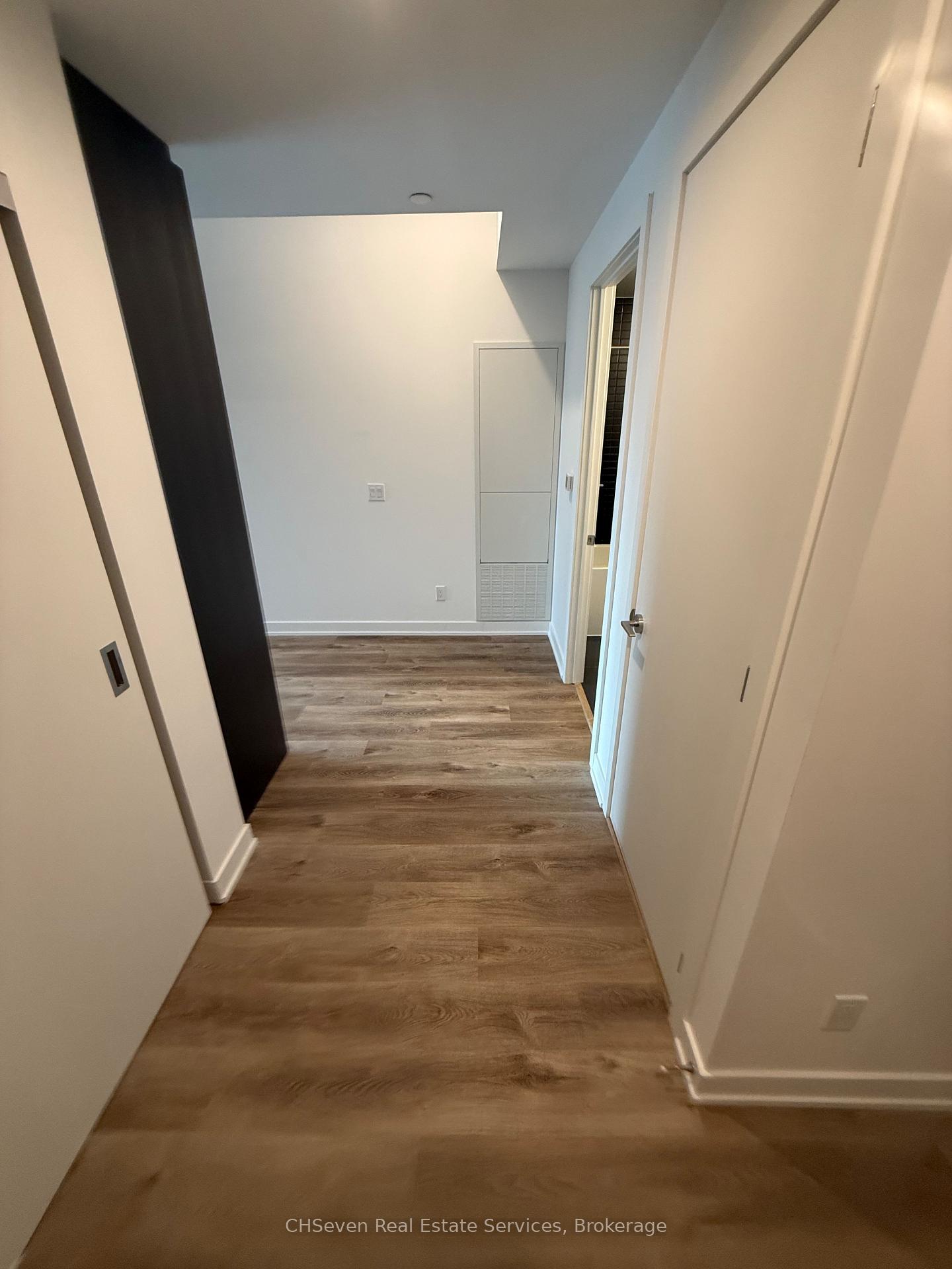 Photo 6 of Unit 702, 91 John Street N, Hamilton, Corktown — HOMEH