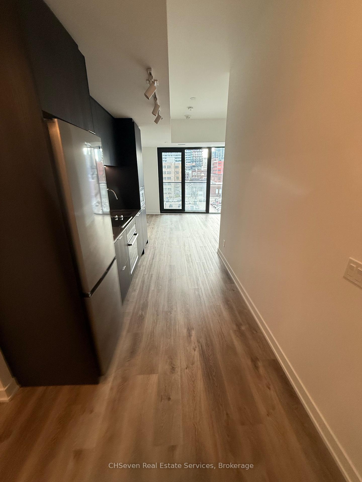 Photo 8 of Unit 702, 91 John Street N, Hamilton, Corktown — HOMEH