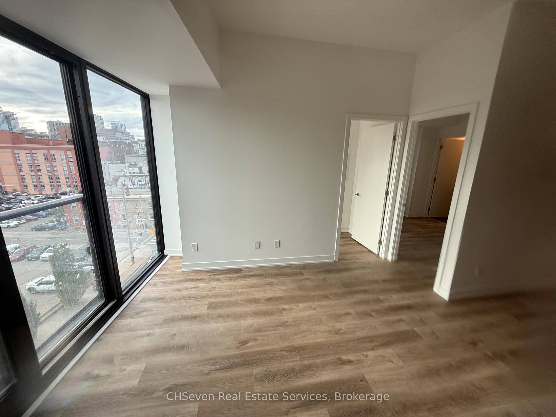 Photo 10 of Unit 702, 91 John Street N, Hamilton, Corktown — HOMEH