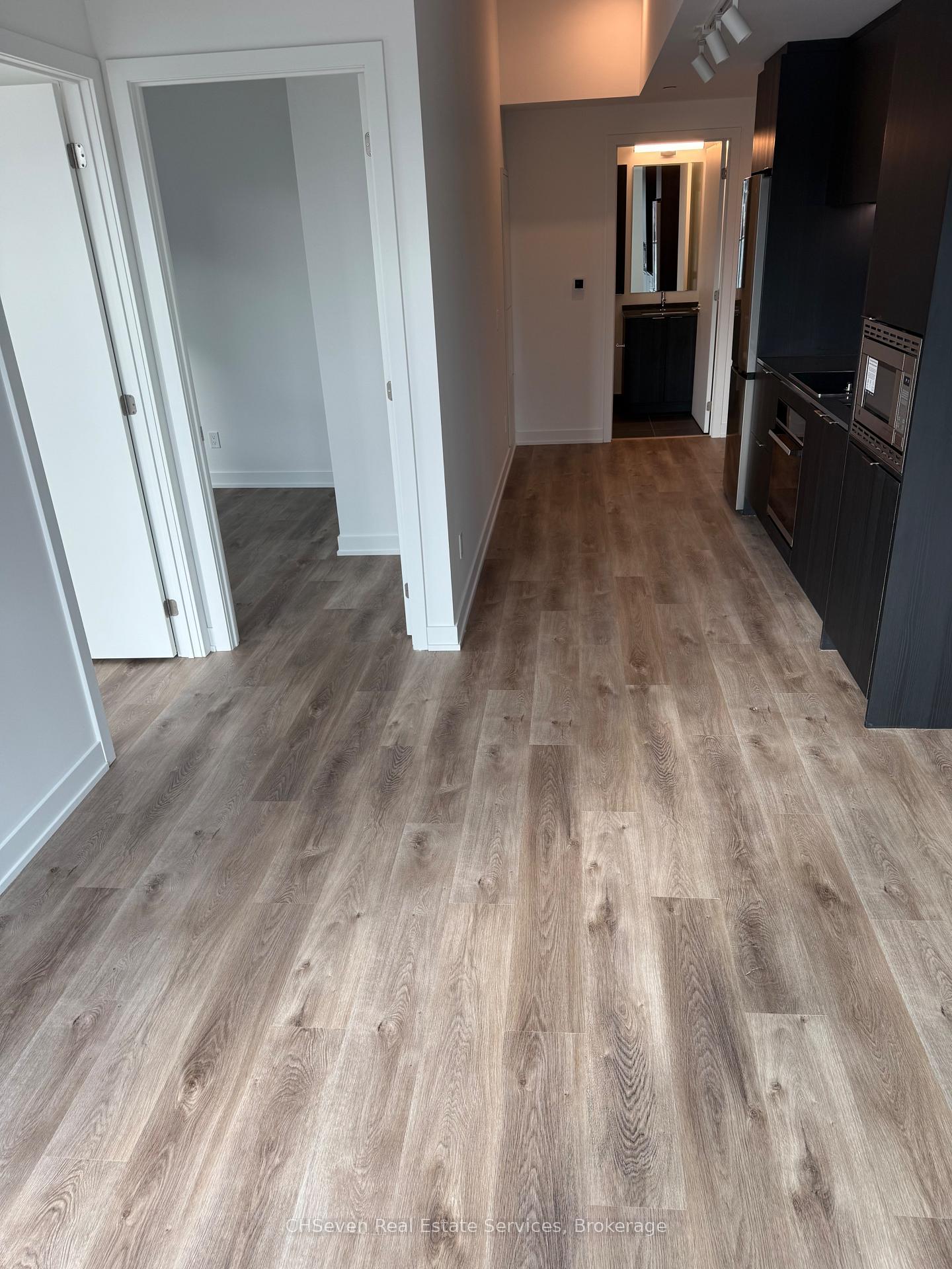 Photo 15 of Unit 702, 91 John Street N, Hamilton, Corktown — HOMEH