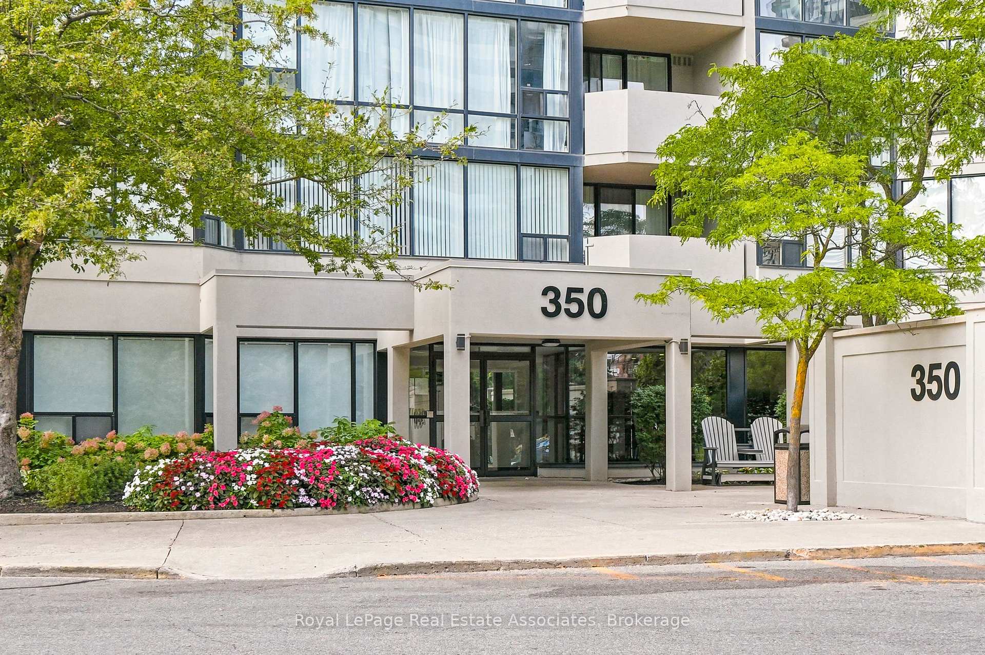 Photo of Unit 808, 350 Rathburn Road W