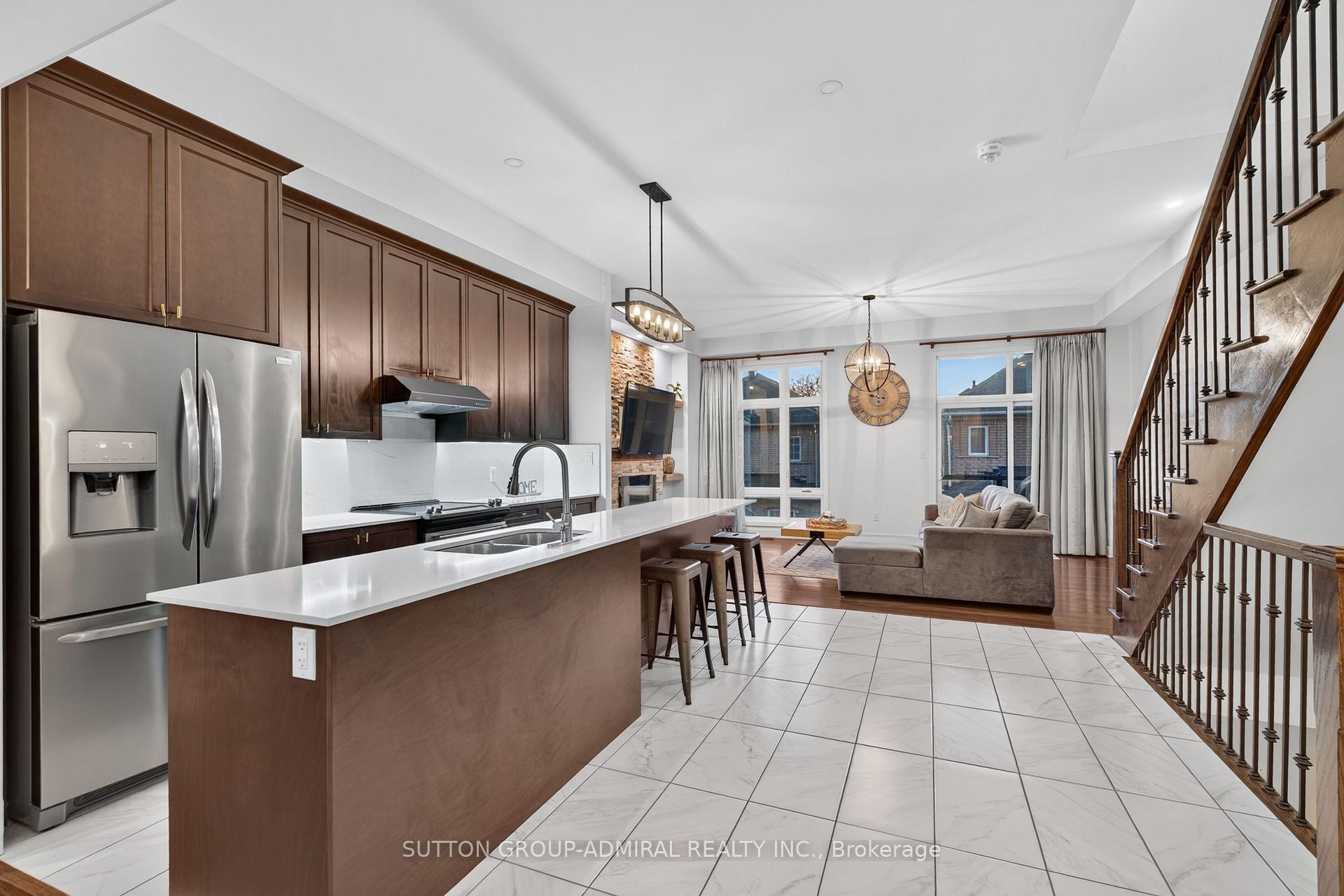 Photo 9 of 62 Pageant Avenue, Vaughan, Vellore Village — HOMEH