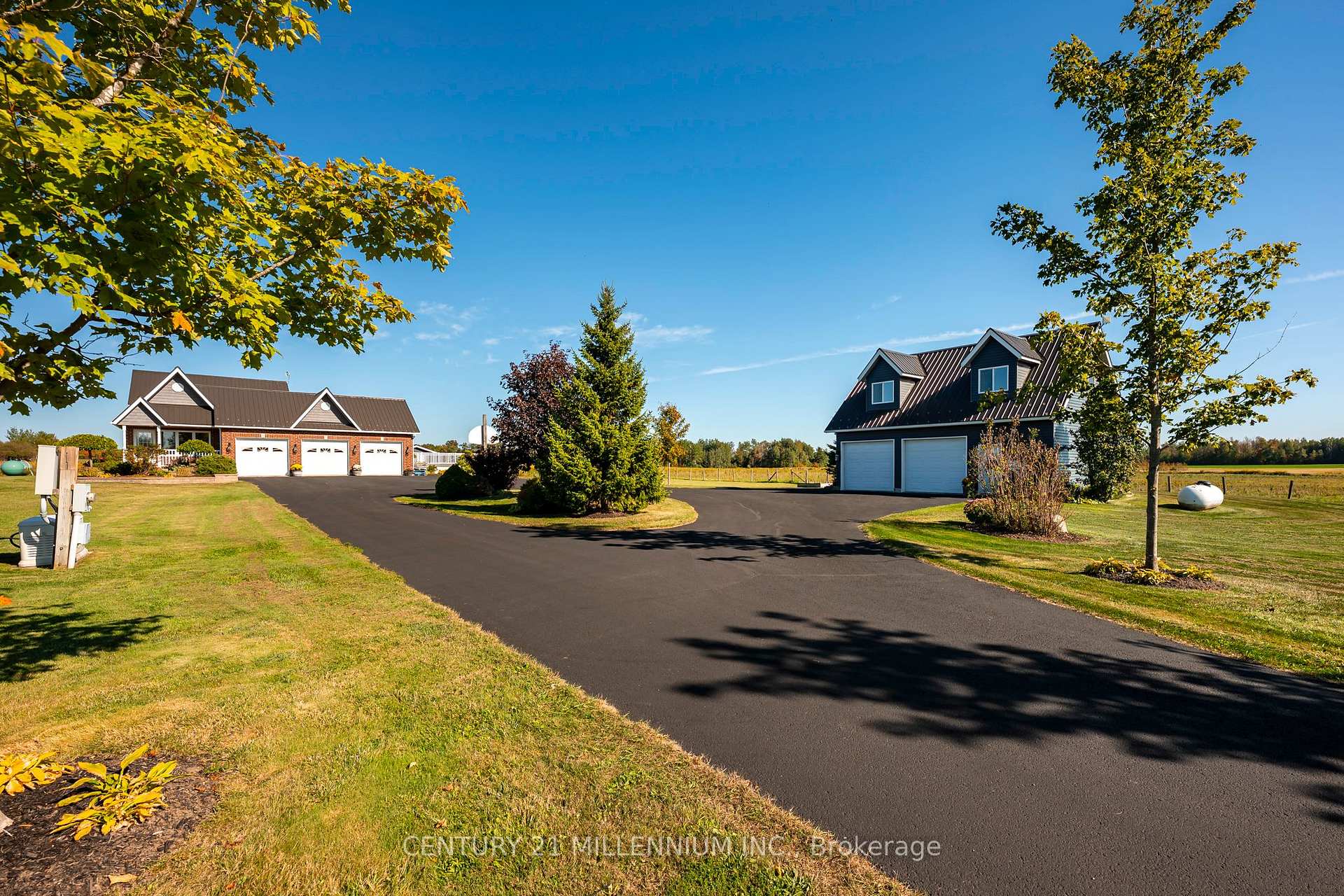 Photo 1 of 395115 County Road 12, Amaranth, Rural Amaranth — HOMEH