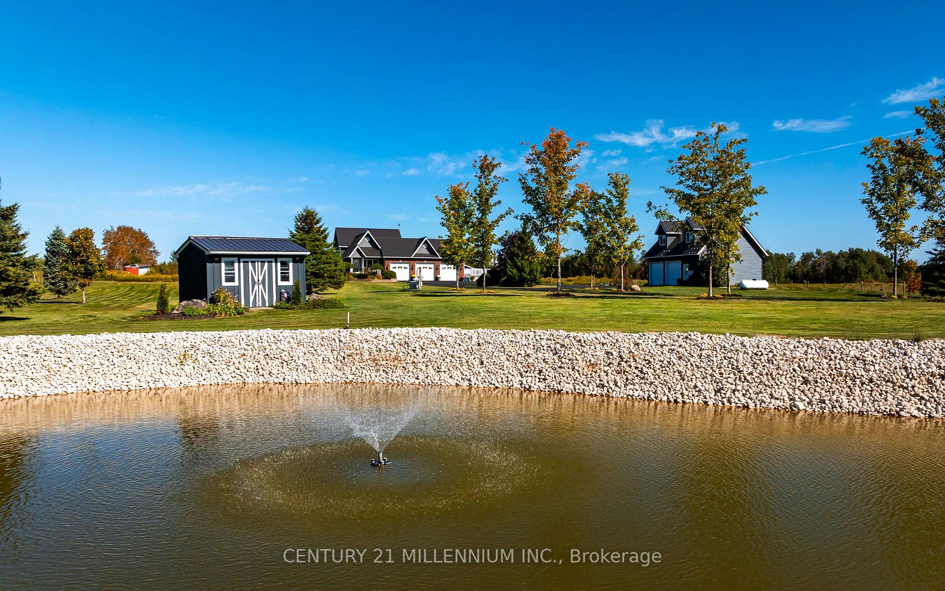 Photo 3 of 395115 County Road 12, Amaranth, Rural Amaranth — HOMEH