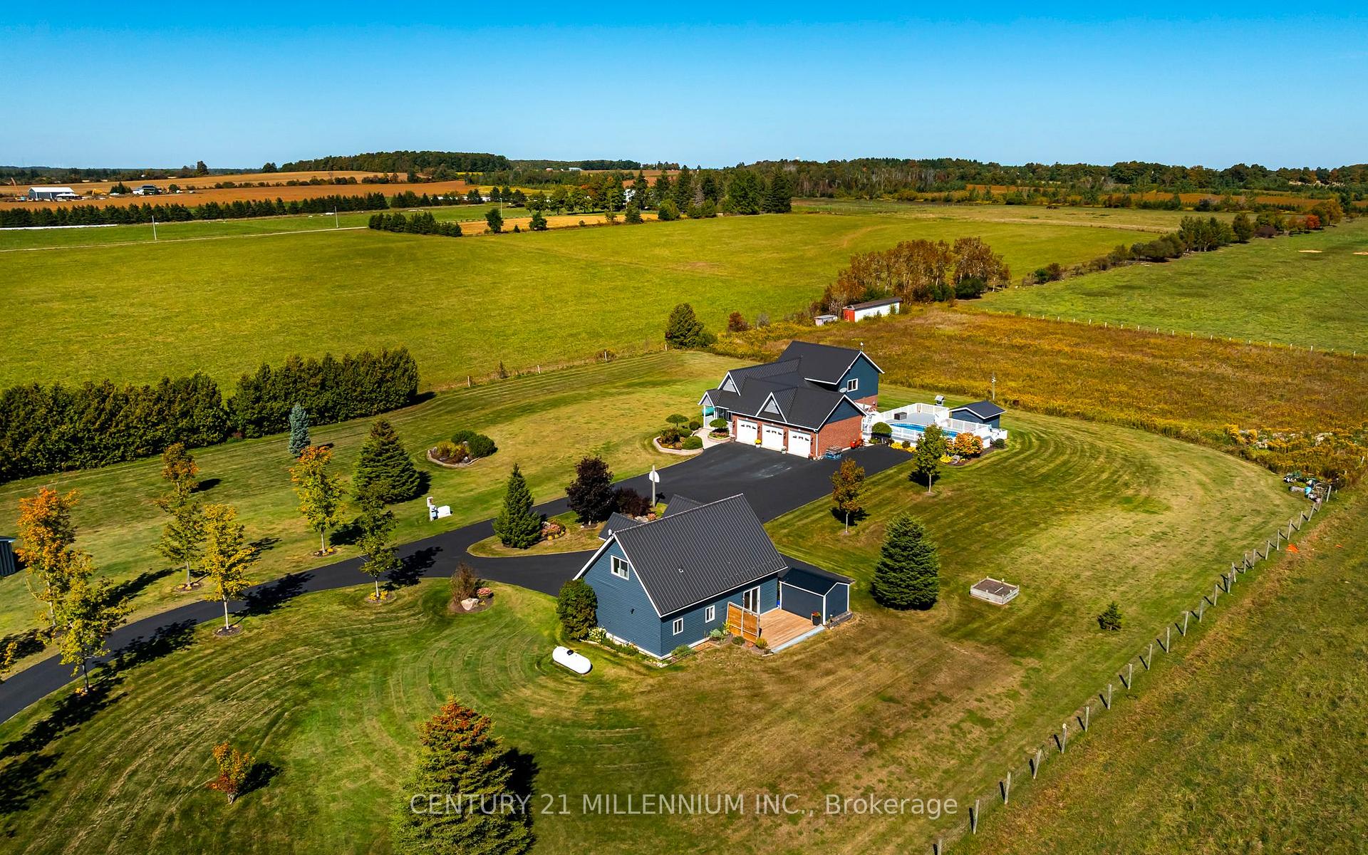 Photo 43 of 395115 County Road 12, Amaranth, Rural Amaranth — HOMEH