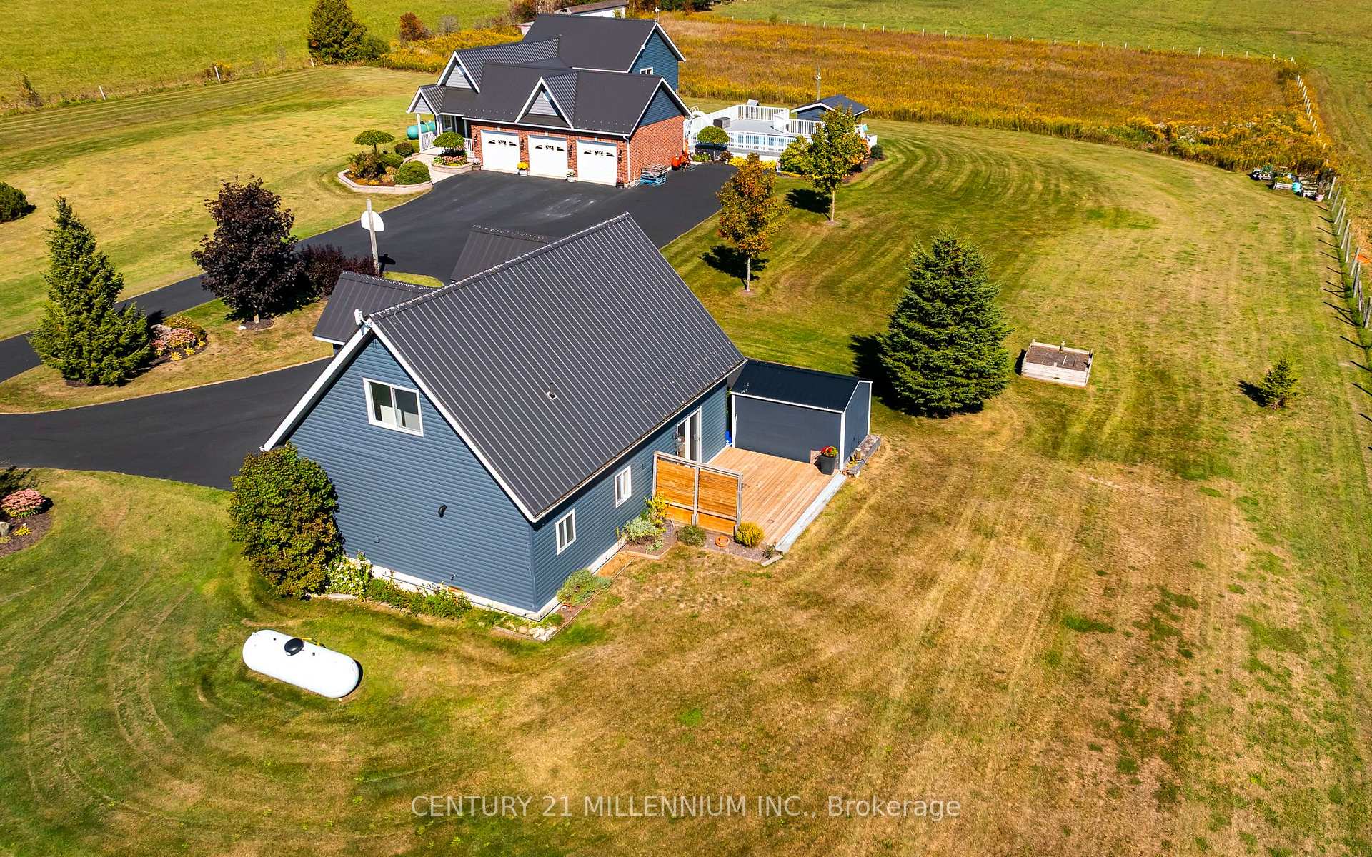 Photo 44 of 395115 County Road 12, Amaranth, Rural Amaranth — HOMEH