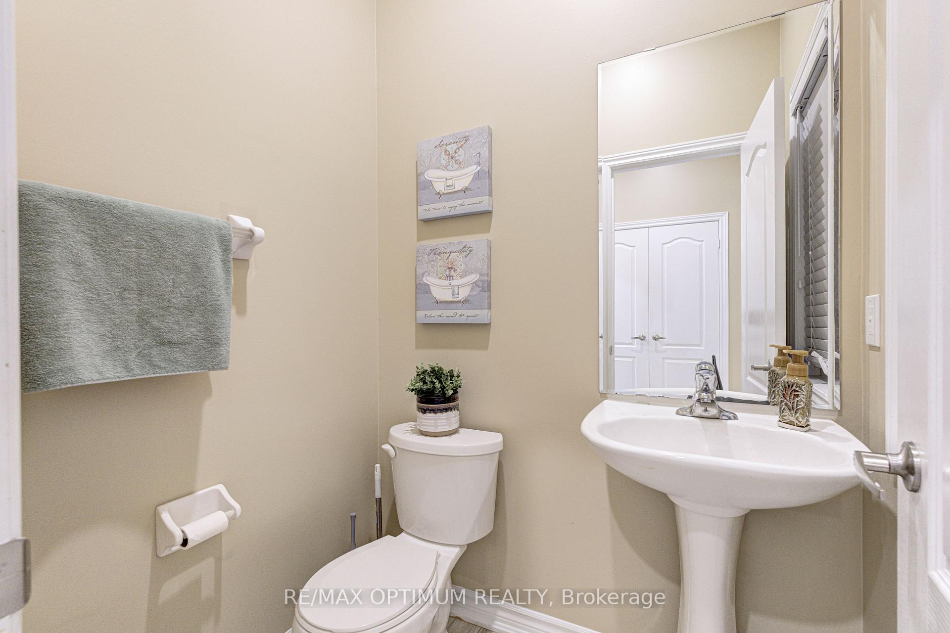Photo 22 of 17 Elmcrest Drive, Brampton, Credit Valley — HOMEH