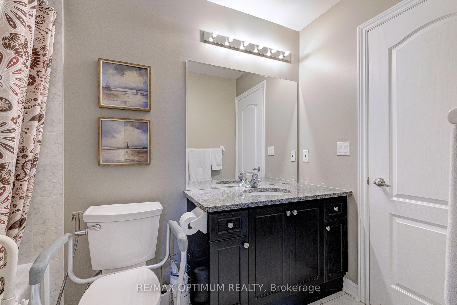 Photo 40 of 17 Elmcrest Drive, Brampton, Credit Valley — HOMEH