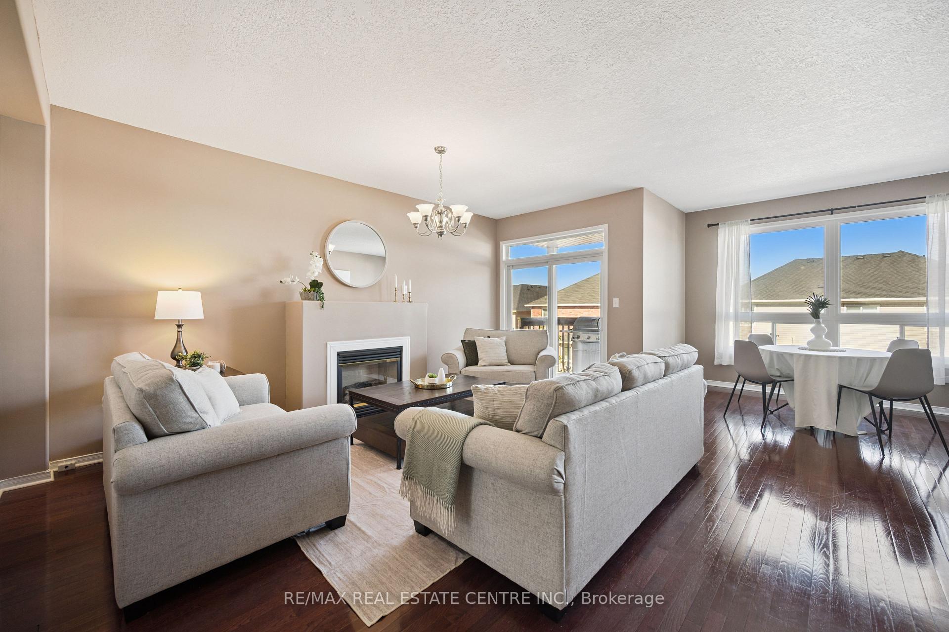 Photo 18 of 27 Triller Avenue, Cambridge, Christopher-Champlain — HOMEH