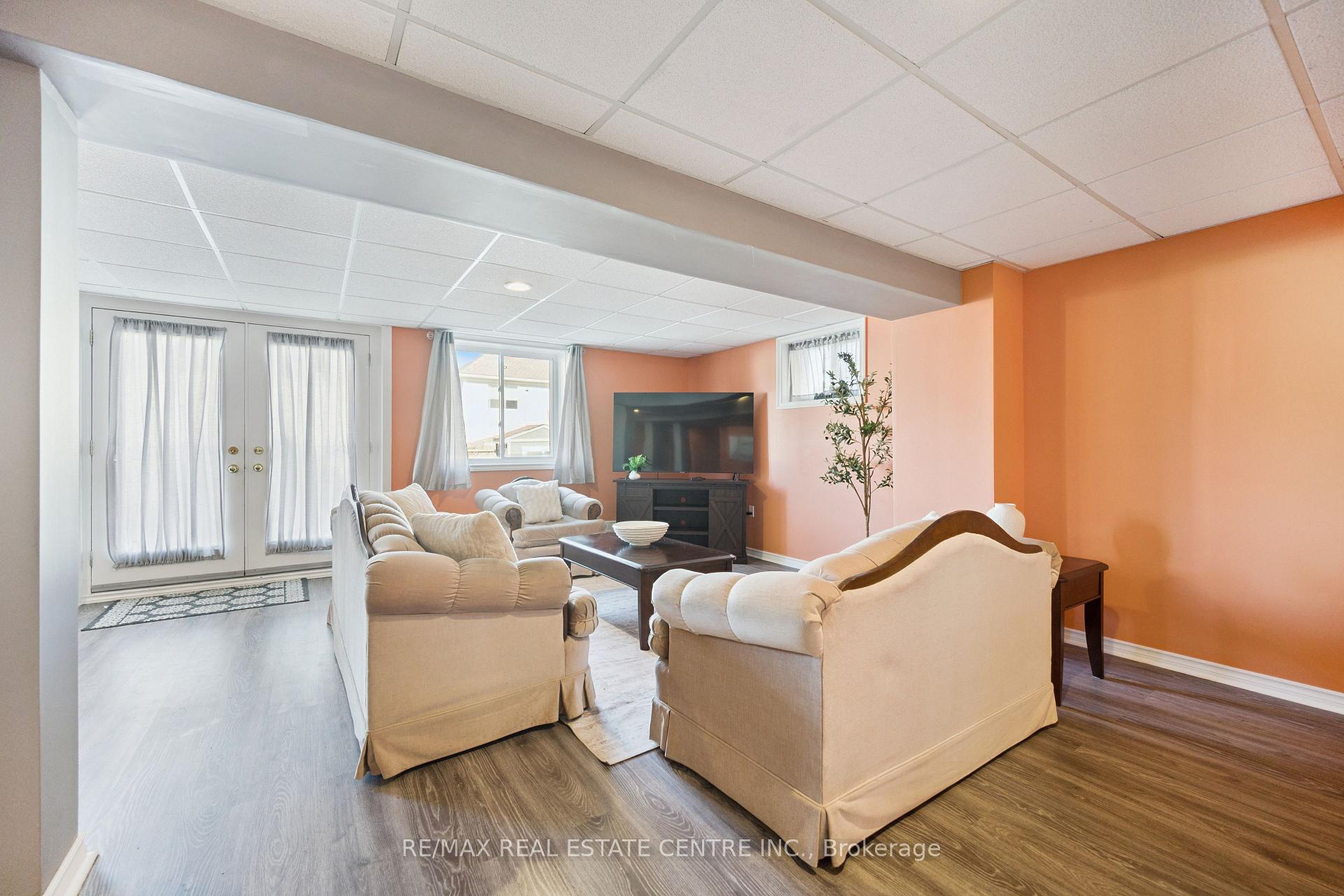 Photo 25 of 27 Triller Avenue, Cambridge, Christopher-Champlain — HOMEH