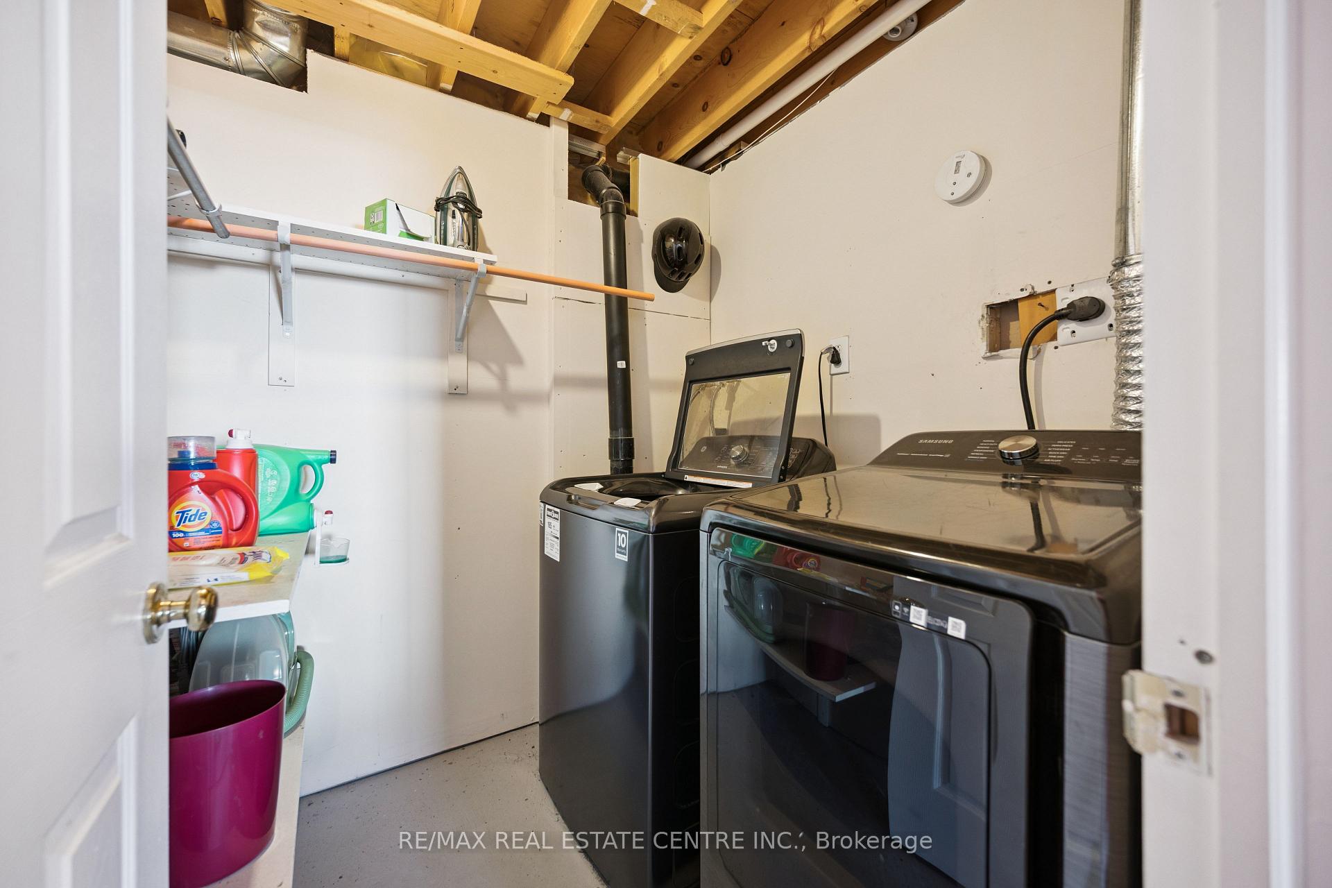Photo 31 of 27 Triller Avenue, Cambridge, Christopher-Champlain — HOMEH