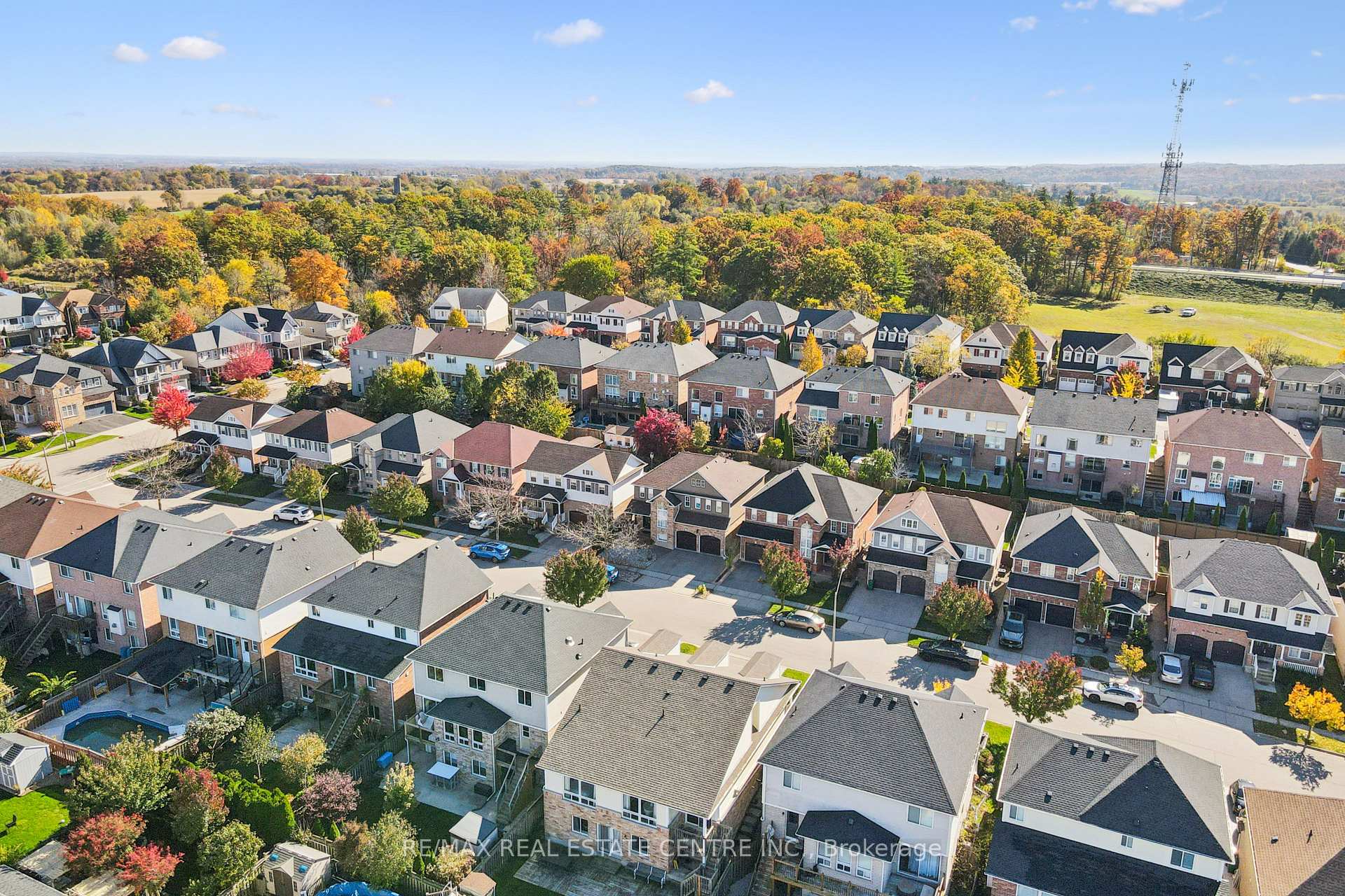 Photo 47 of 27 Triller Avenue, Cambridge, Christopher-Champlain — HOMEH