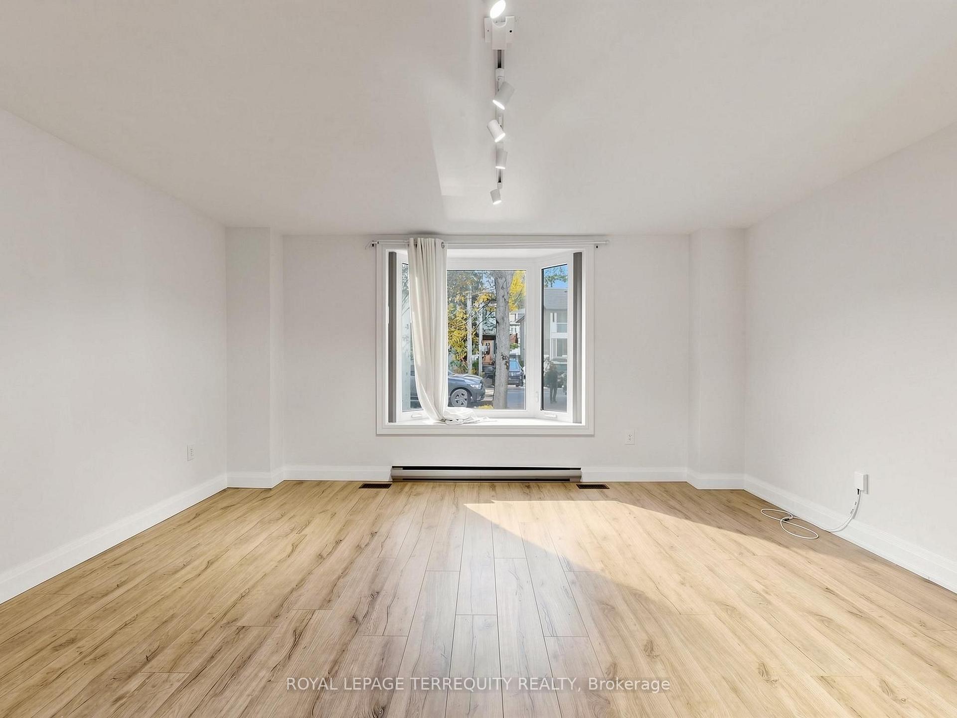 Photo 17 of Unit 3, 41 Summerhill Avenue, Toronto, Rosedale-Moore Park — HOMEH
