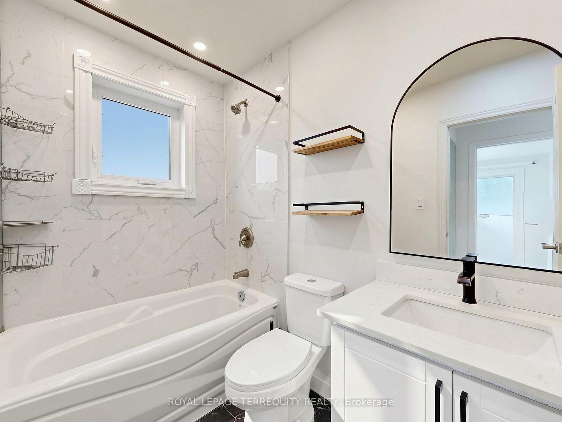 Photo 49 of Unit 3, 41 Summerhill Avenue, Toronto, Rosedale-Moore Park — HOMEH