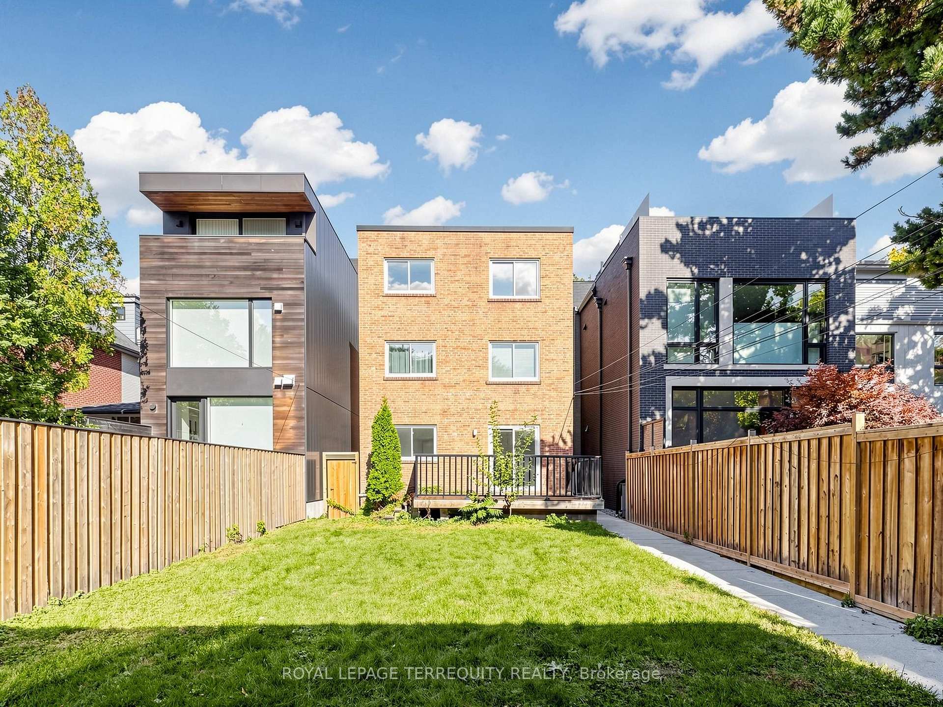 Photo 57 of Unit 3, 41 Summerhill Avenue, Toronto, Rosedale-Moore Park — HOMEH