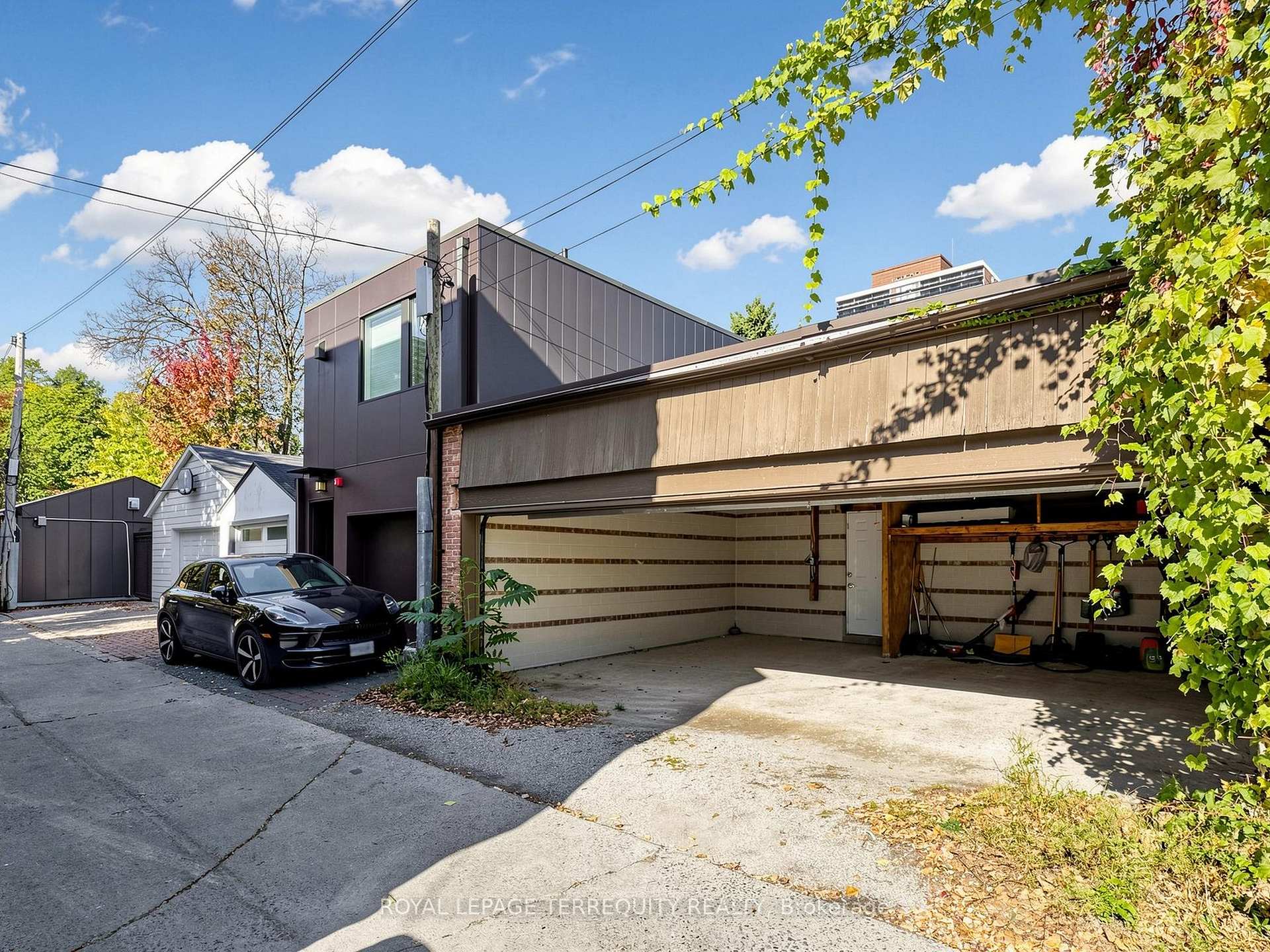 Photo 67 of Unit 3, 41 Summerhill Avenue, Toronto, Rosedale-Moore Park — HOMEH