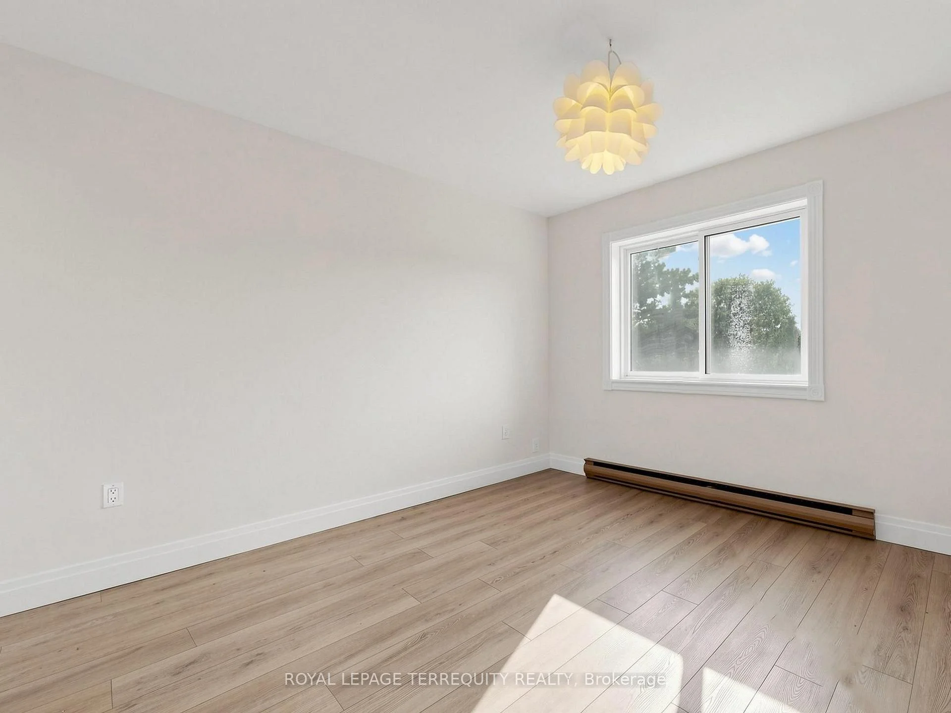 Photo 40 of Unit 3, 41 Summerhill Avenue, Toronto, Rosedale-Moore Park — HOMEH