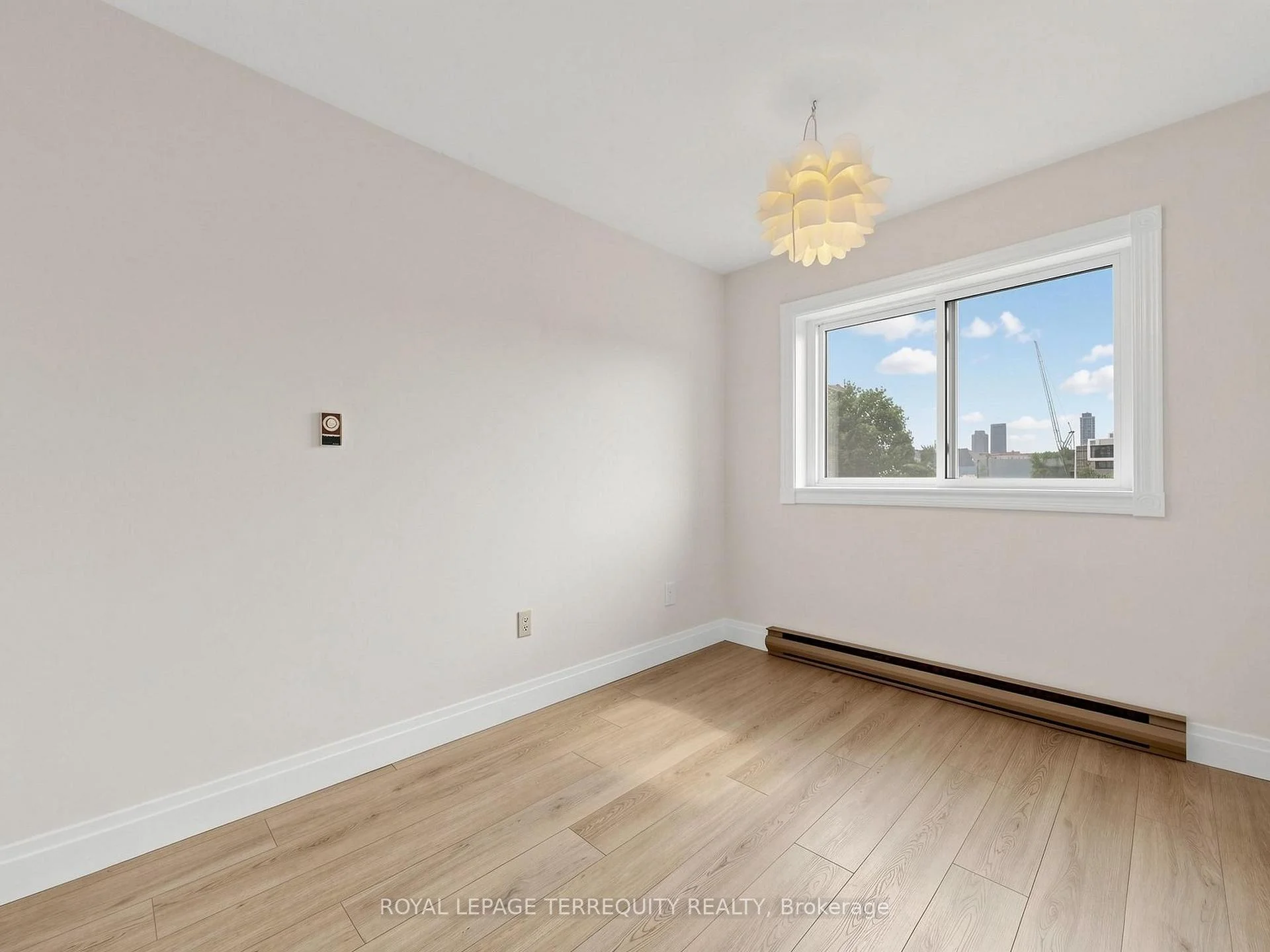 Photo 44 of Unit 3, 41 Summerhill Avenue, Toronto, Rosedale-Moore Park — HOMEH