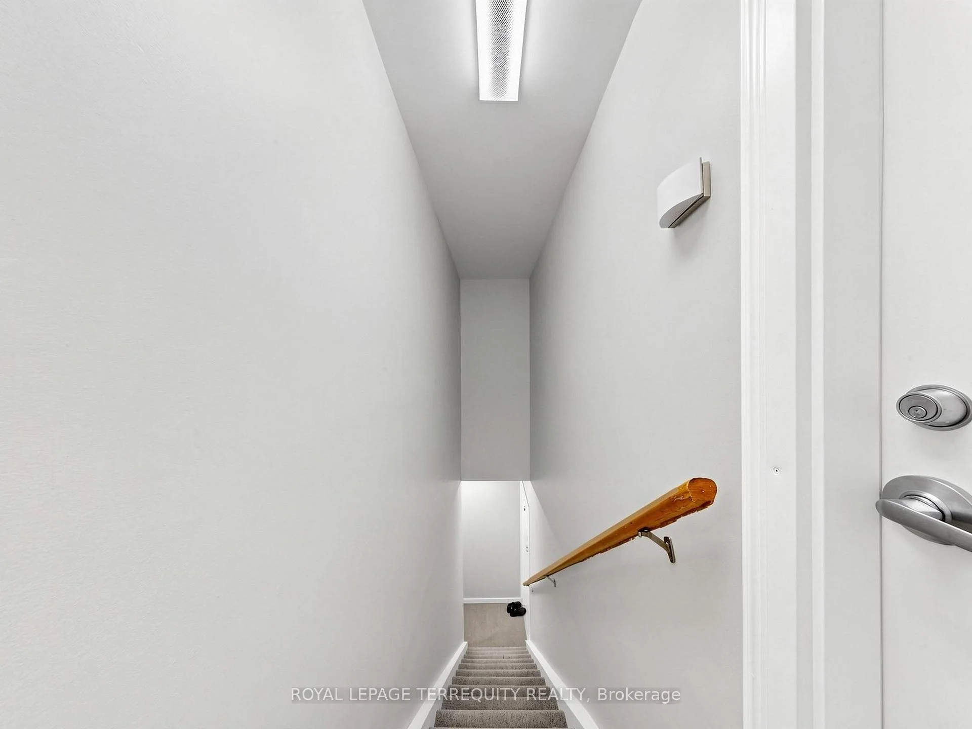 Photo 50 of Unit 3, 41 Summerhill Avenue, Toronto, Rosedale-Moore Park — HOMEH