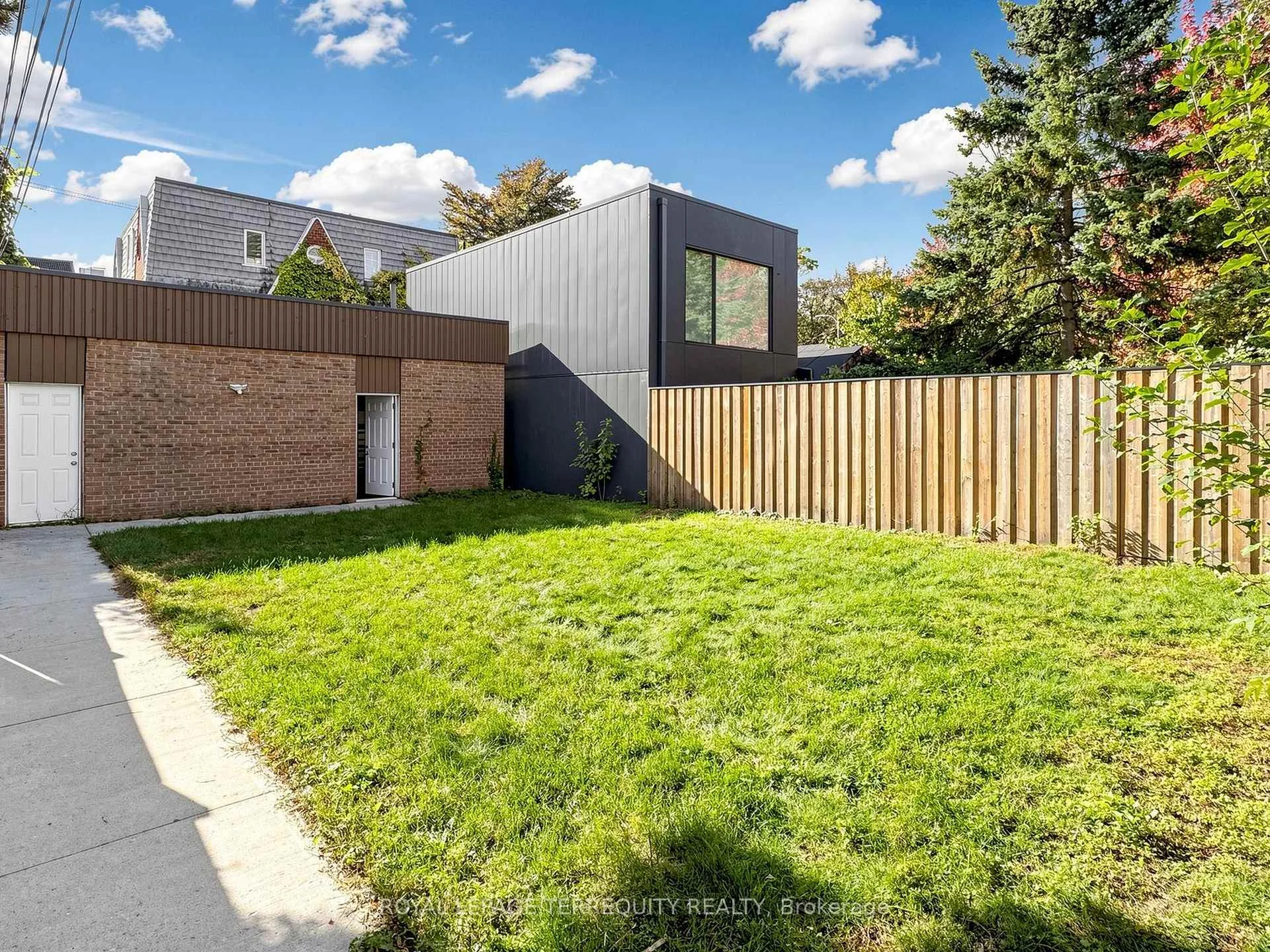 Photo 68 of Unit 3, 41 Summerhill Avenue, Toronto, Rosedale-Moore Park — HOMEH