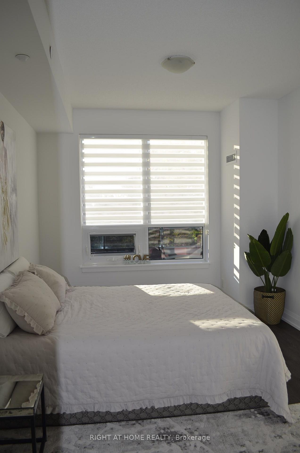 Photo 12 of Unit 323, 7900 Bathurst Street, Vaughan, Beverley Glen — HOMEH