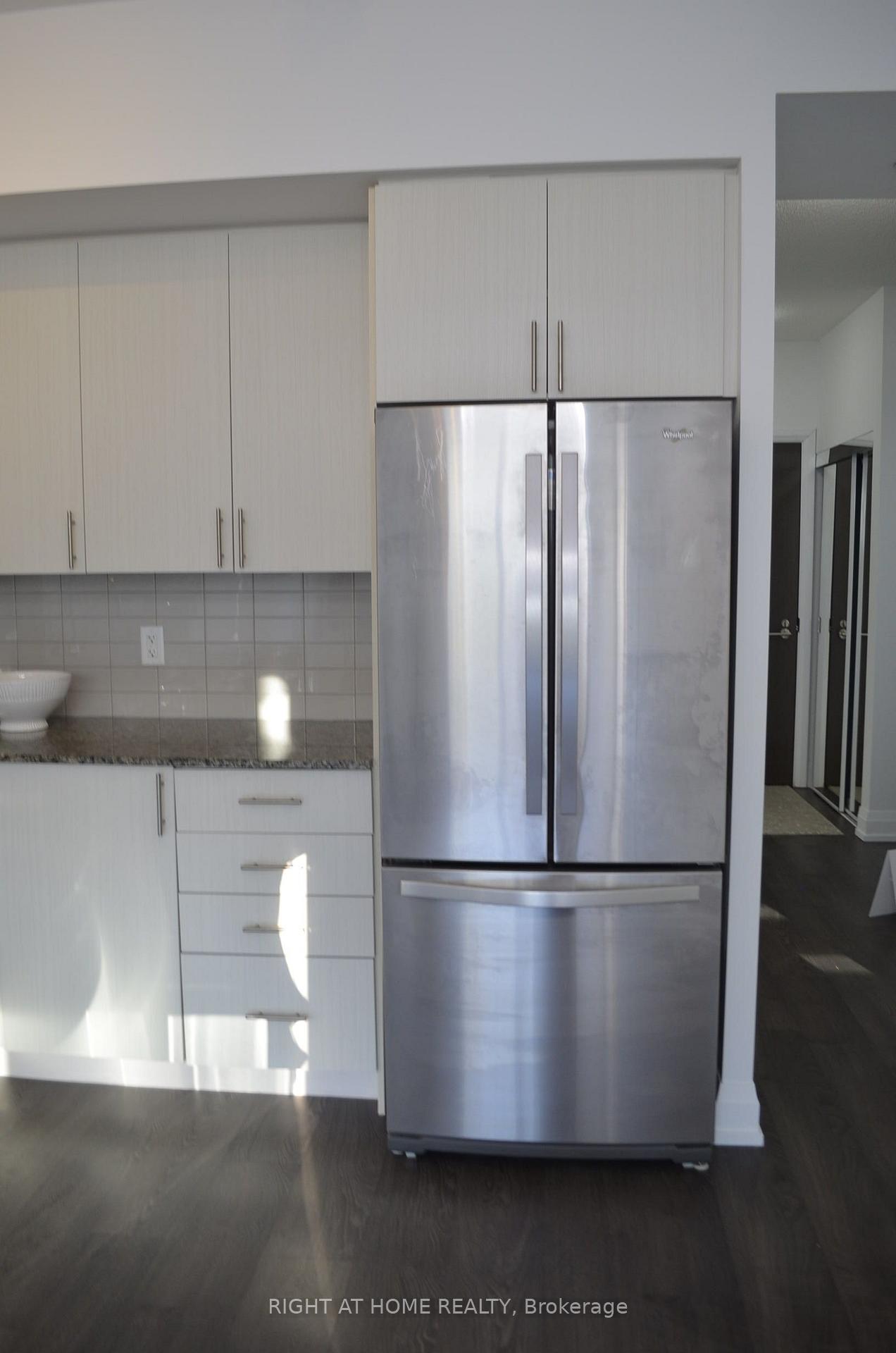 Photo 18 of Unit 323, 7900 Bathurst Street, Vaughan, Beverley Glen — HOMEH