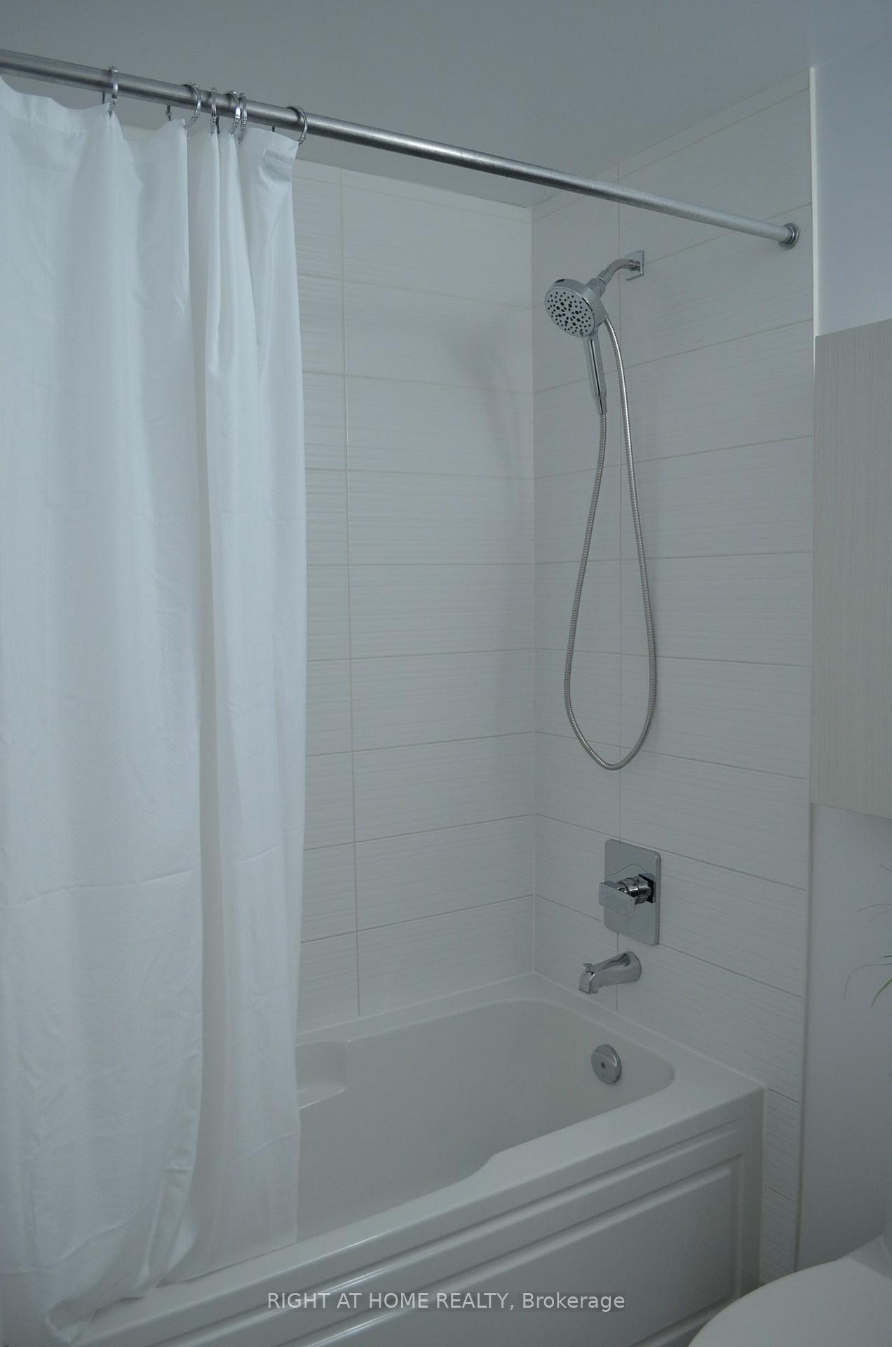 Photo 25 of Unit 323, 7900 Bathurst Street, Vaughan, Beverley Glen — HOMEH