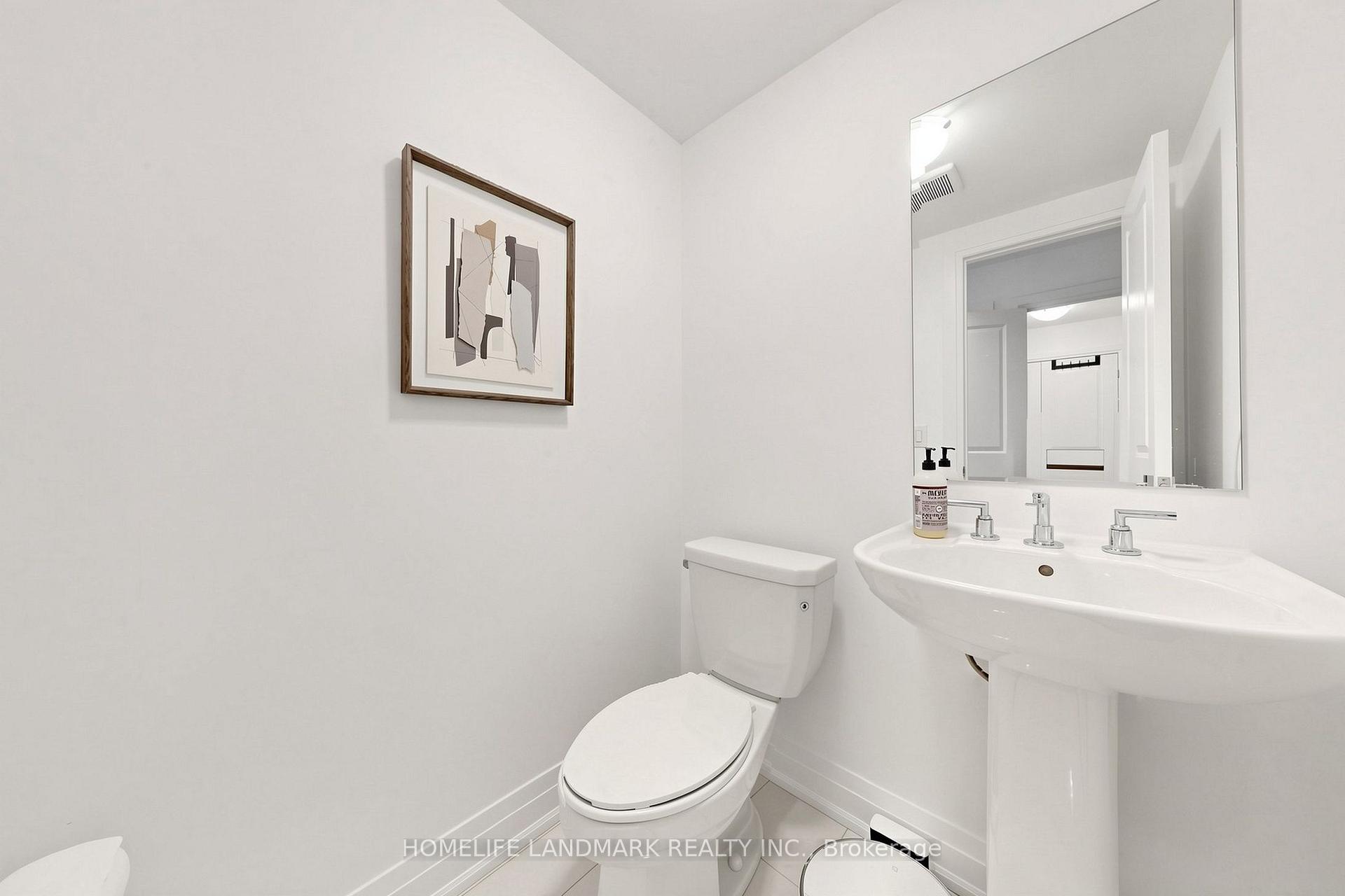 Photo 5 of 1669 Vellore Crescent, Mississauga, Mineola — HOMEH