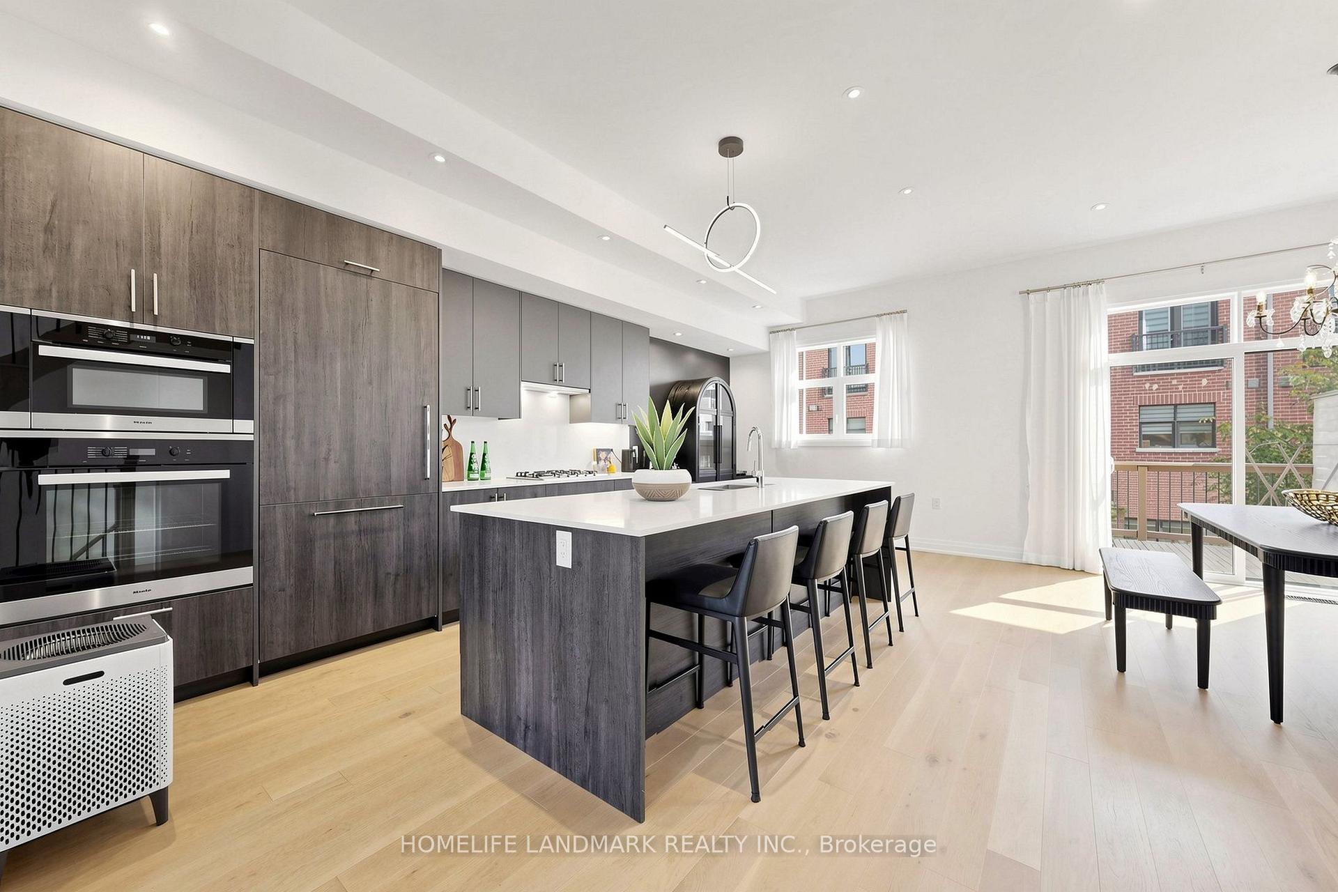 Photo 16 of 1669 Vellore Crescent, Mississauga, Mineola — HOMEH