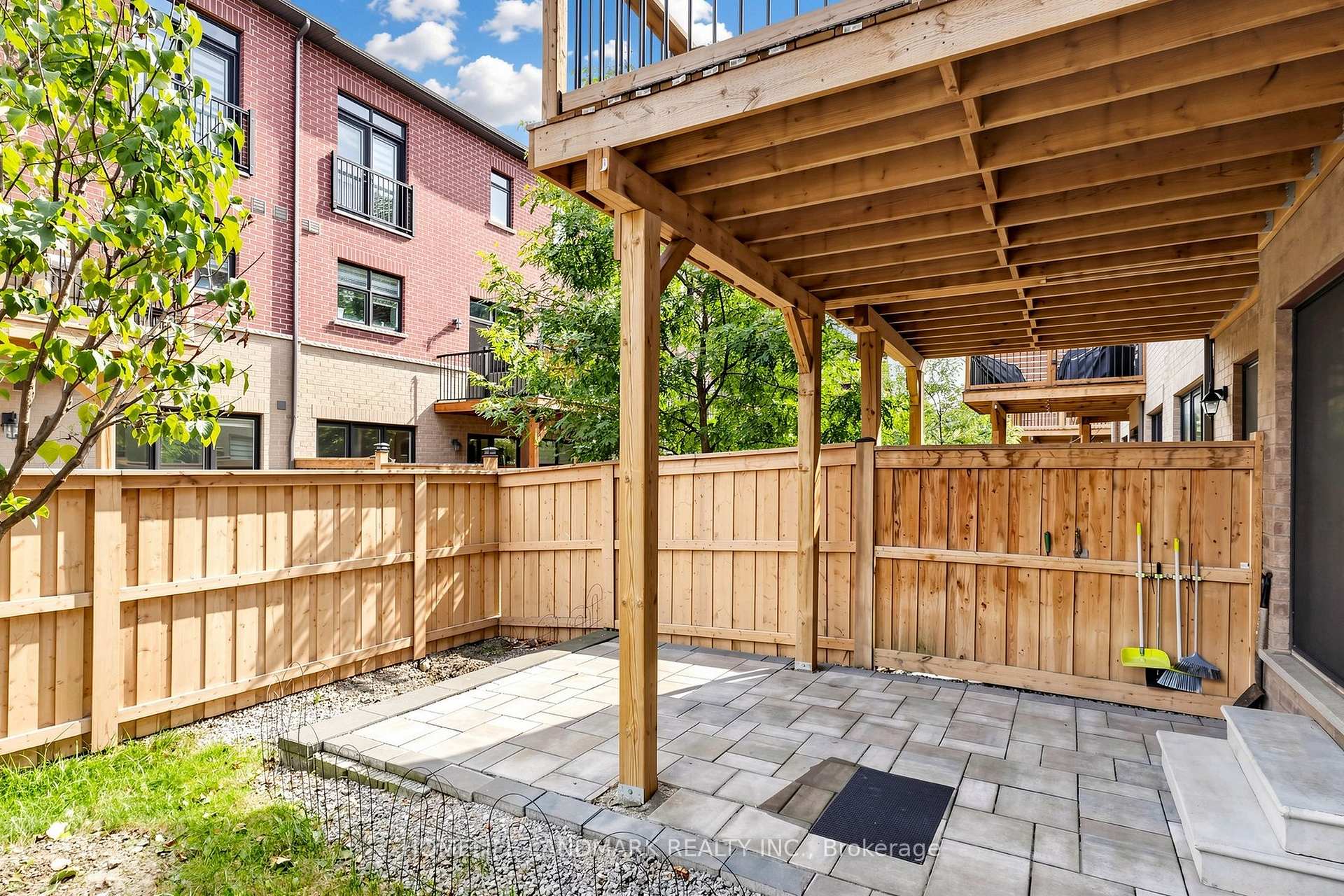 Photo 41 of 1669 Vellore Crescent, Mississauga, Mineola — HOMEH