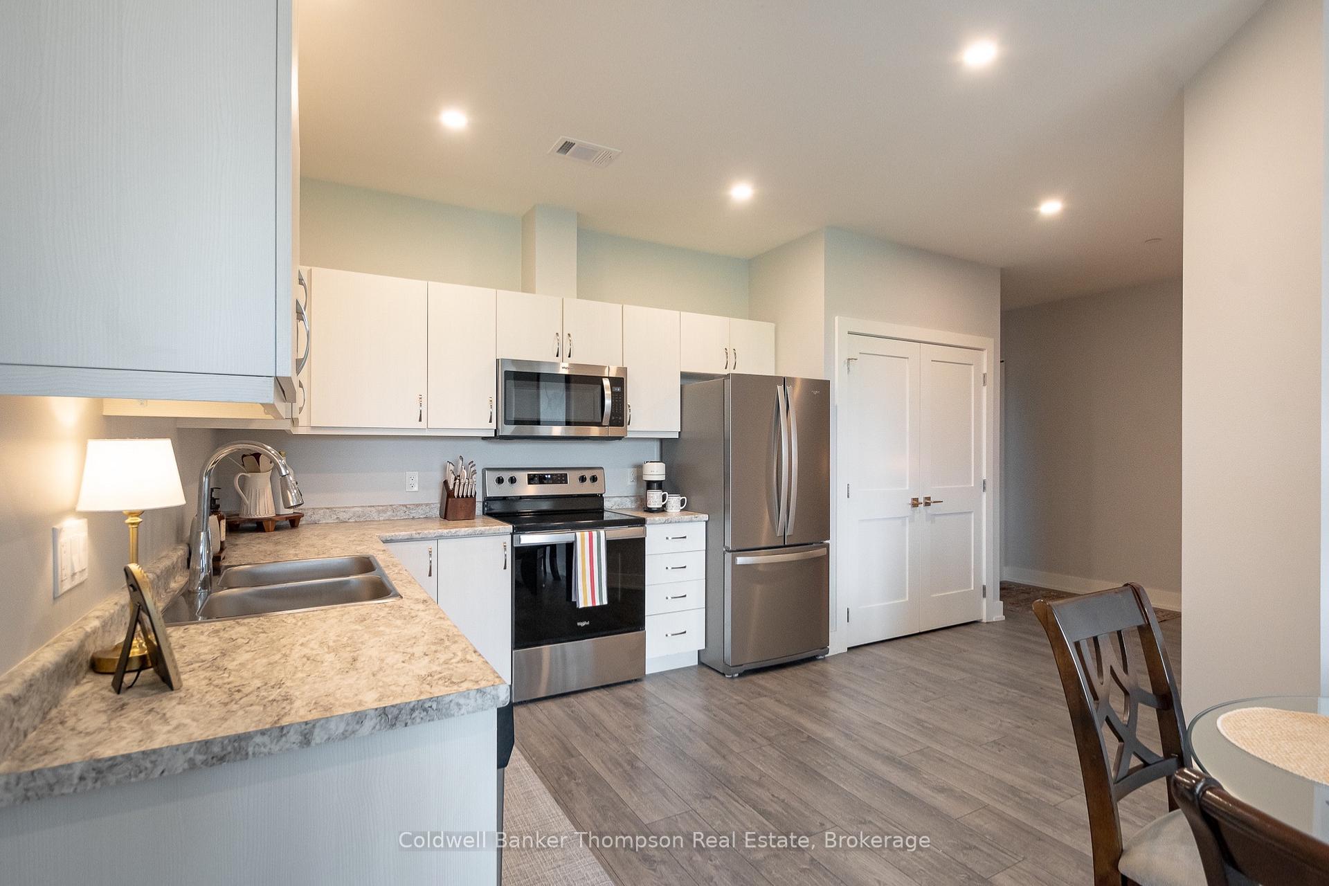 Photo 7 of Unit 209, 18 Campus Trail, Huntsville, Chaffey — HOMEH