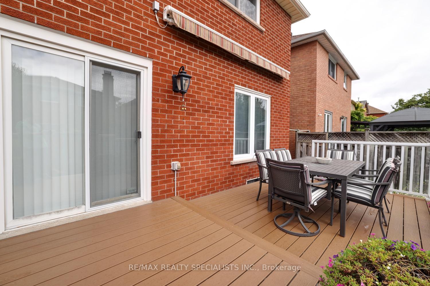 Photo 29 of 4464 Weeping Willow Drive, Mississauga, East Credit — HOMEH