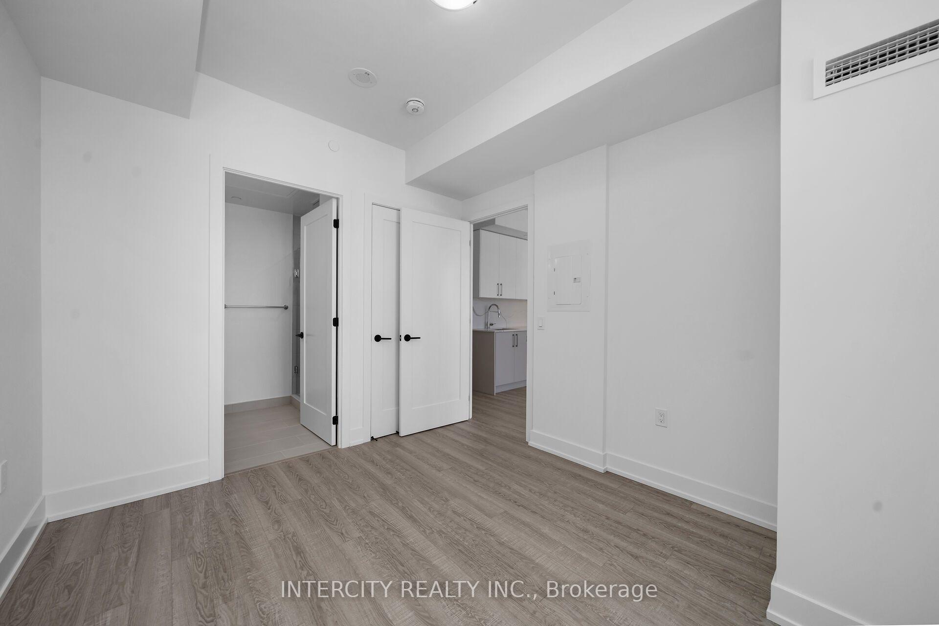 Photo 15 of Unit 355, 2075 King Road, King, King City — HOMEH