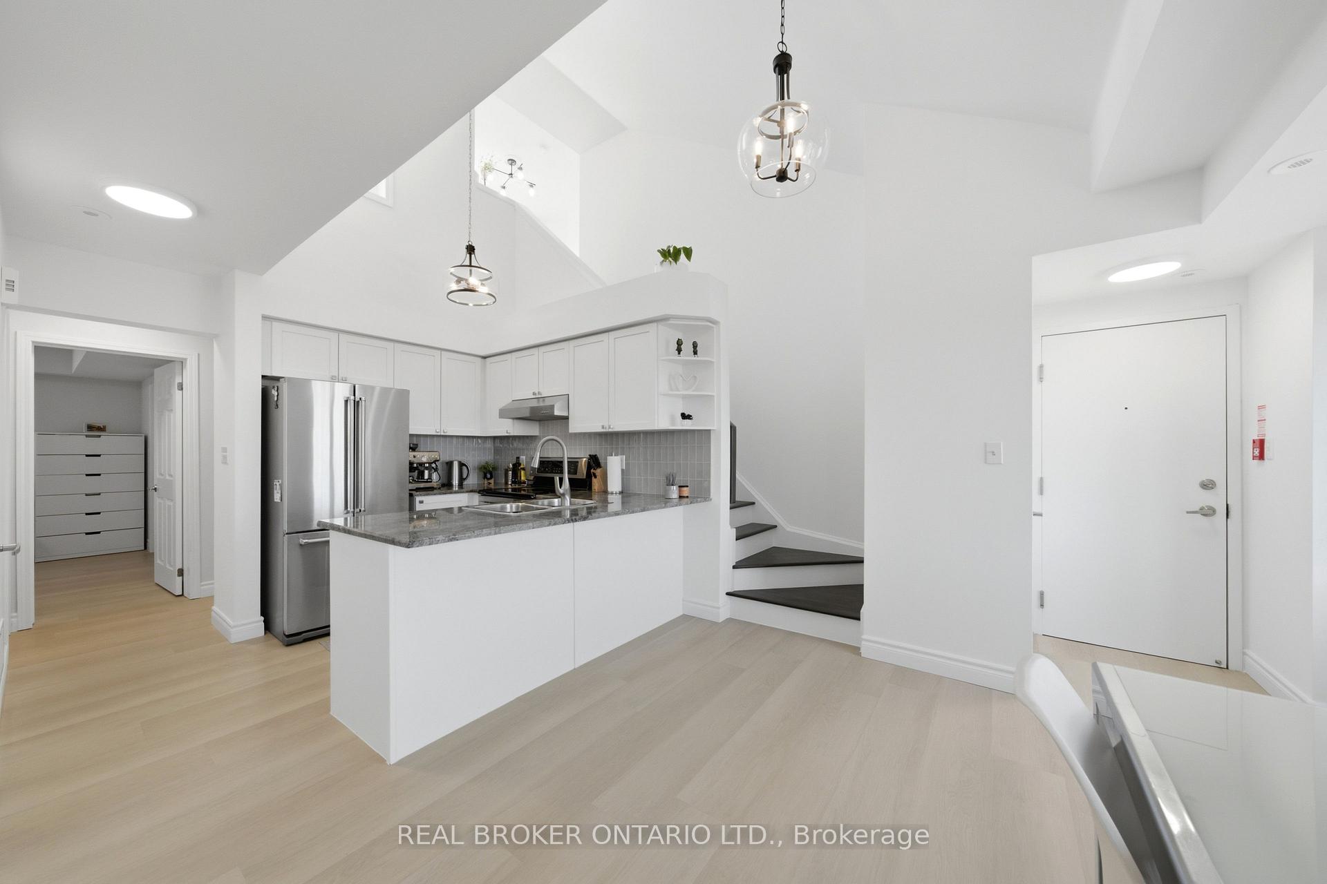 Photo 8 of Unit 6, 3026 Clayhill Road, Mississauga, Cooksville — HOMEH