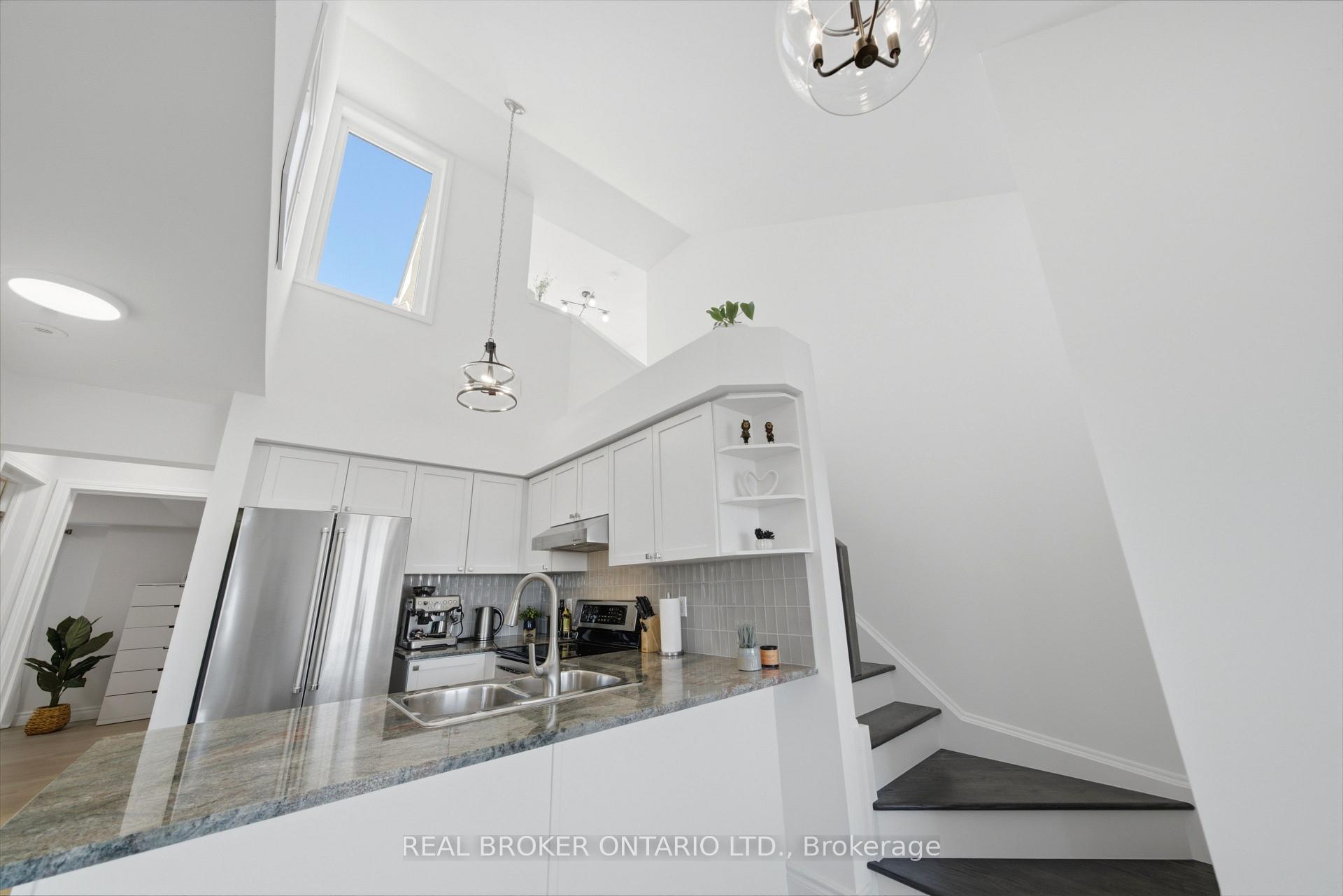Photo 9 of Unit 6, 3026 Clayhill Road, Mississauga, Cooksville — HOMEH