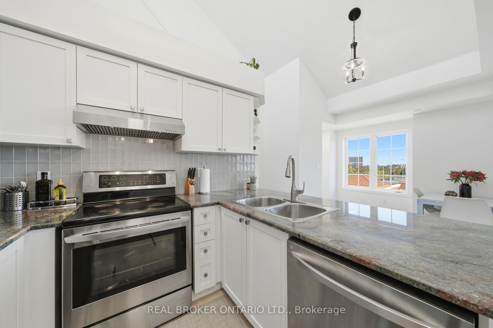 Photo 13 of Unit 6, 3026 Clayhill Road, Mississauga, Cooksville — HOMEH