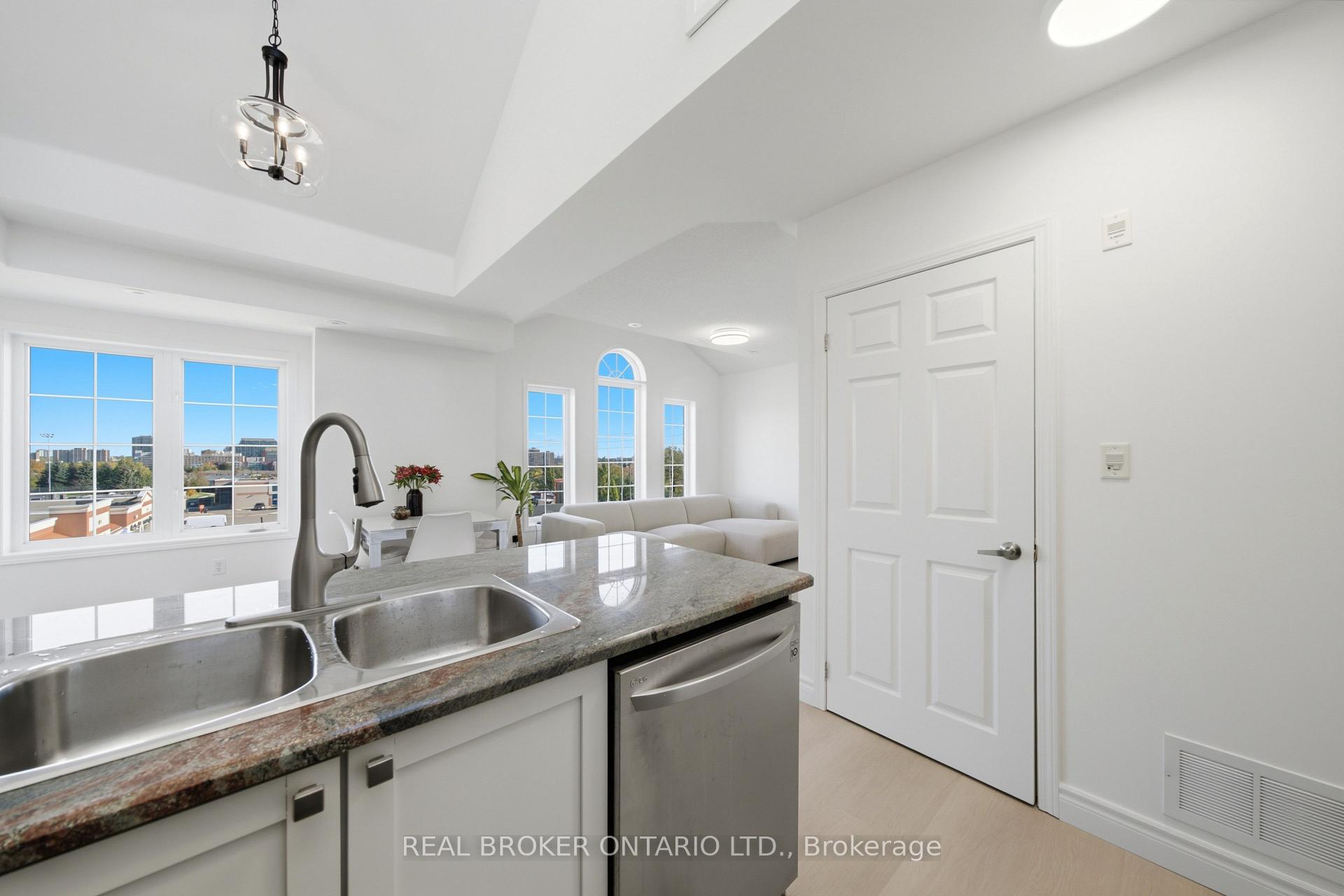 Photo 14 of Unit 6, 3026 Clayhill Road, Mississauga, Cooksville — HOMEH