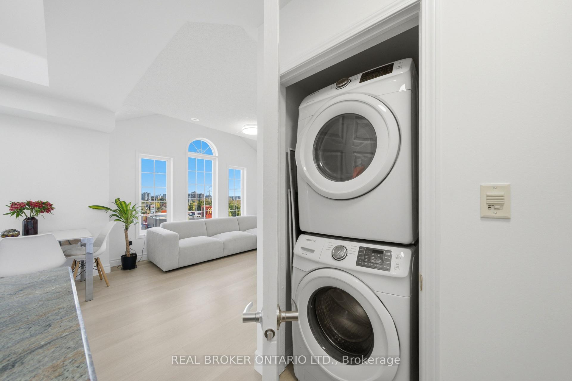 Photo 15 of Unit 6, 3026 Clayhill Road, Mississauga, Cooksville — HOMEH