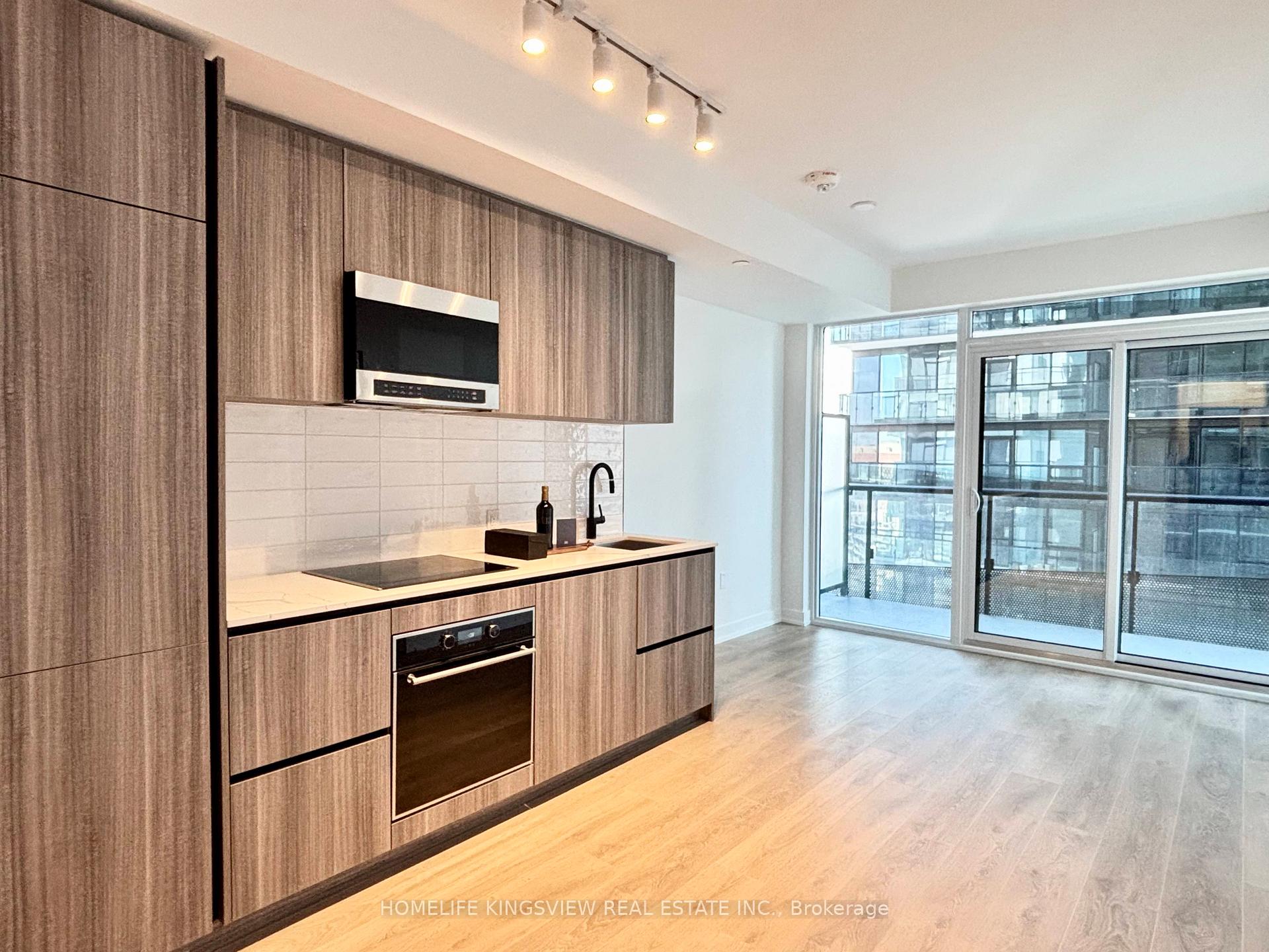 Photo 5 of Unit 2013, 117 Broadway Avenue, Toronto, Mount Pleasant West — HOMEH
