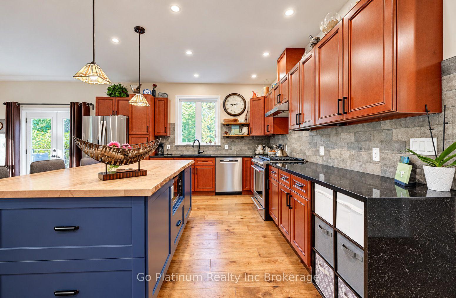Photo 10 of 1076 Front Road, Norfolk, Booth's Harbour — HOMEH