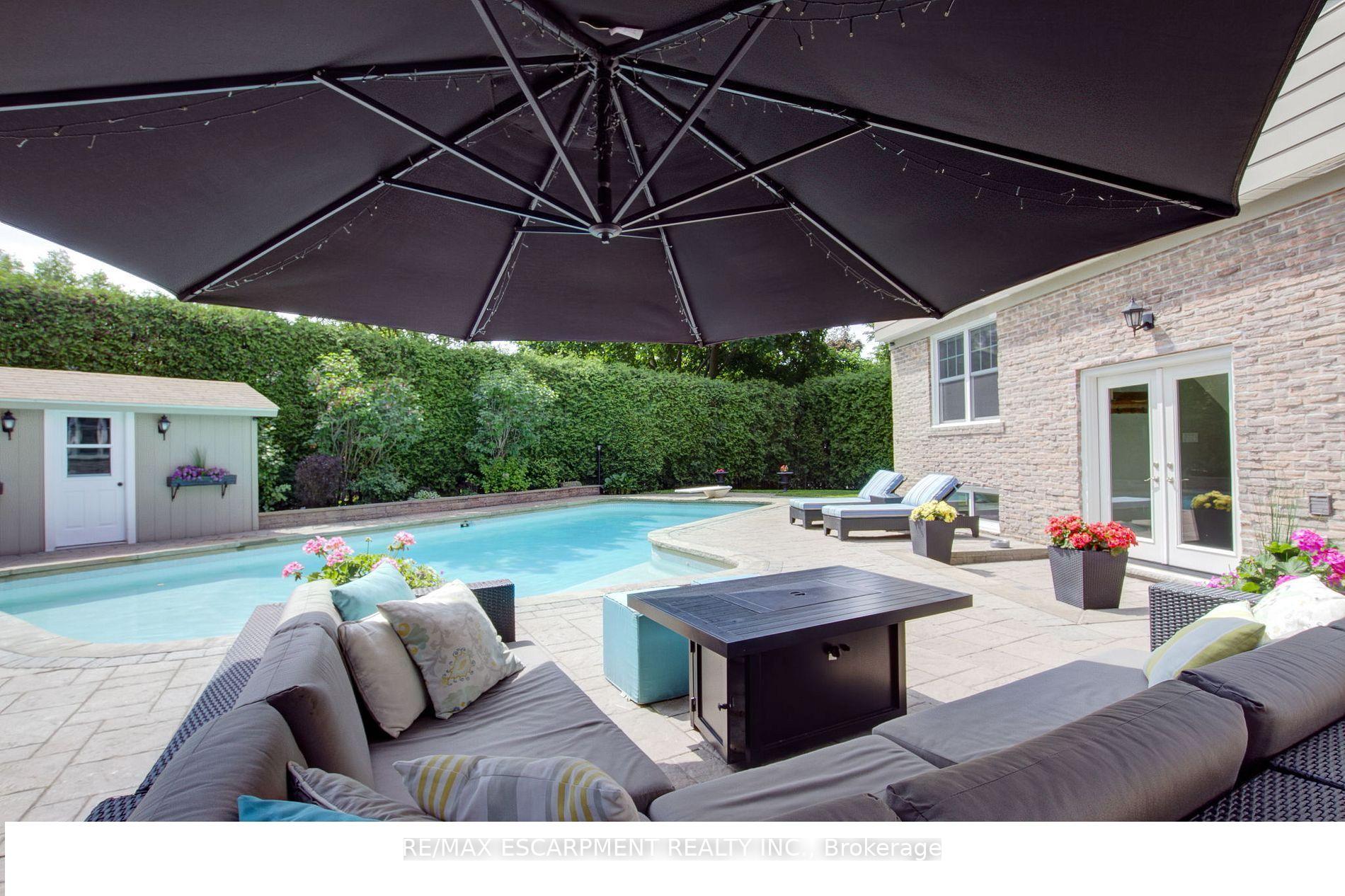 Photo 43 of 996 Cresthampton Lane, Mississauga, Lorne Park — HOMEH