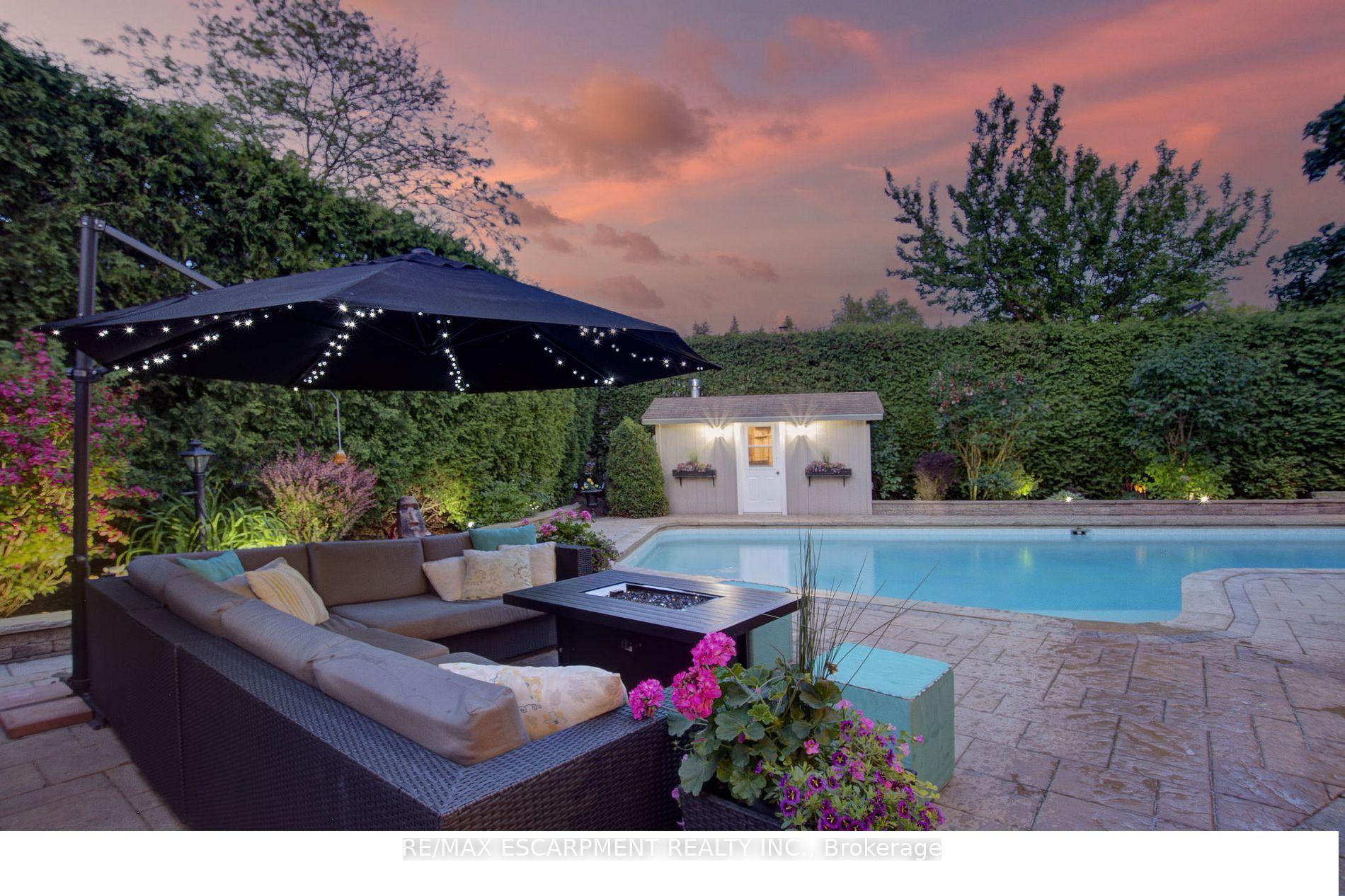 Photo 45 of 996 Cresthampton Lane, Mississauga, Lorne Park — HOMEH