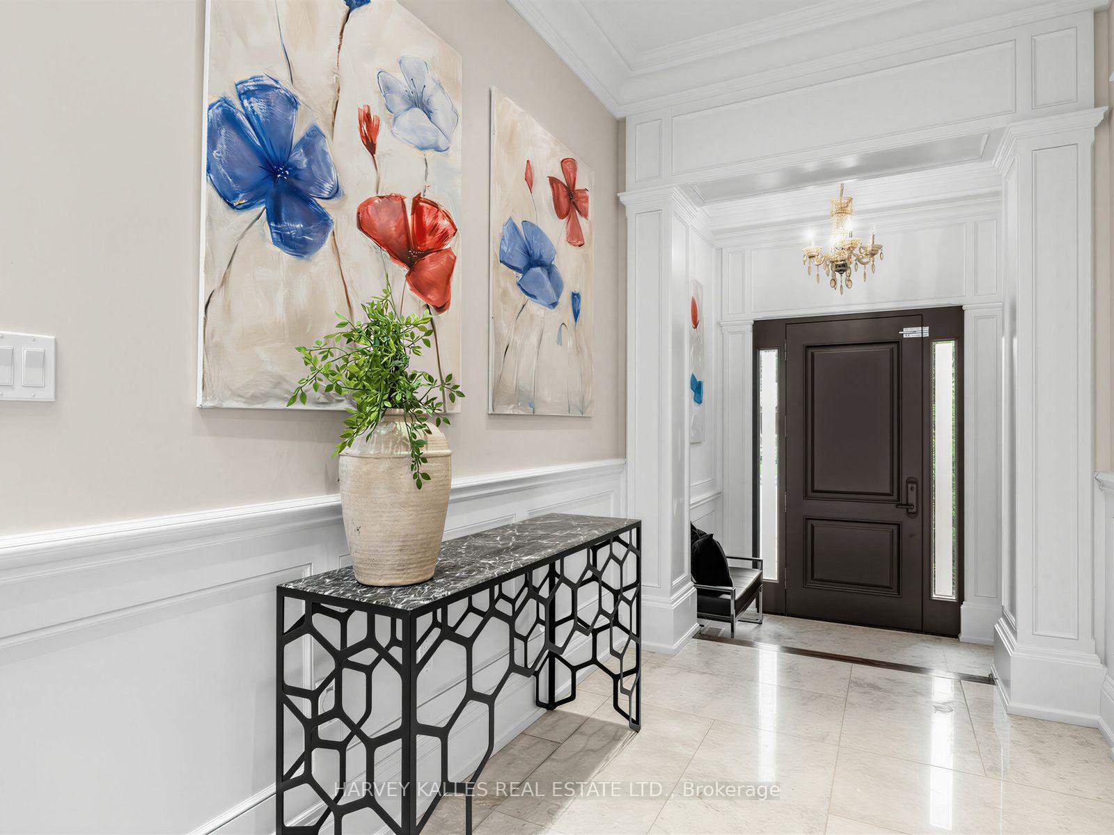 Photo 2 of 125 Bannockburn Avenue, Toronto, Bedford Park-Nortown — HOMEH