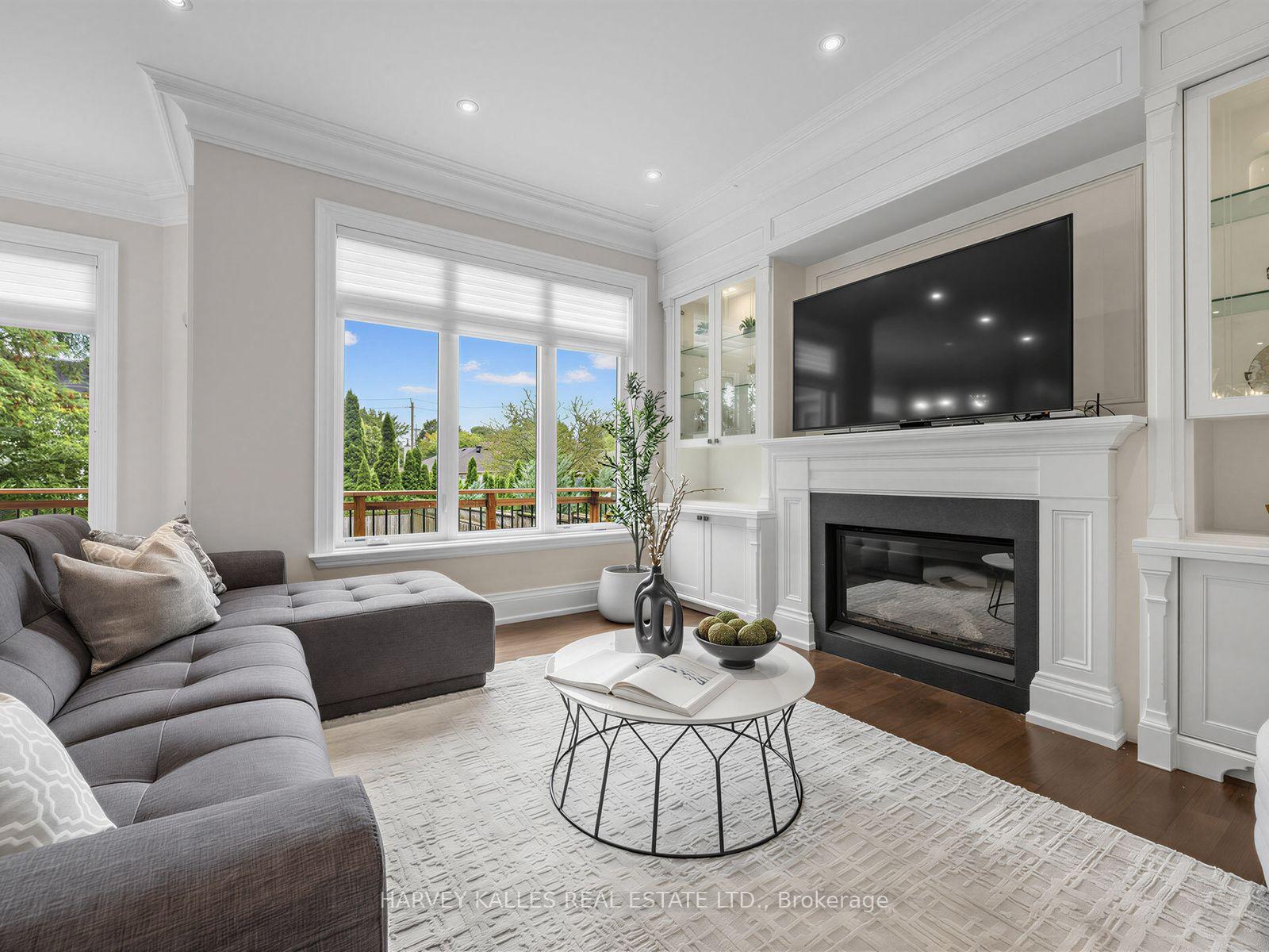 Photo 11 of 125 Bannockburn Avenue, Toronto, Bedford Park-Nortown — HOMEH